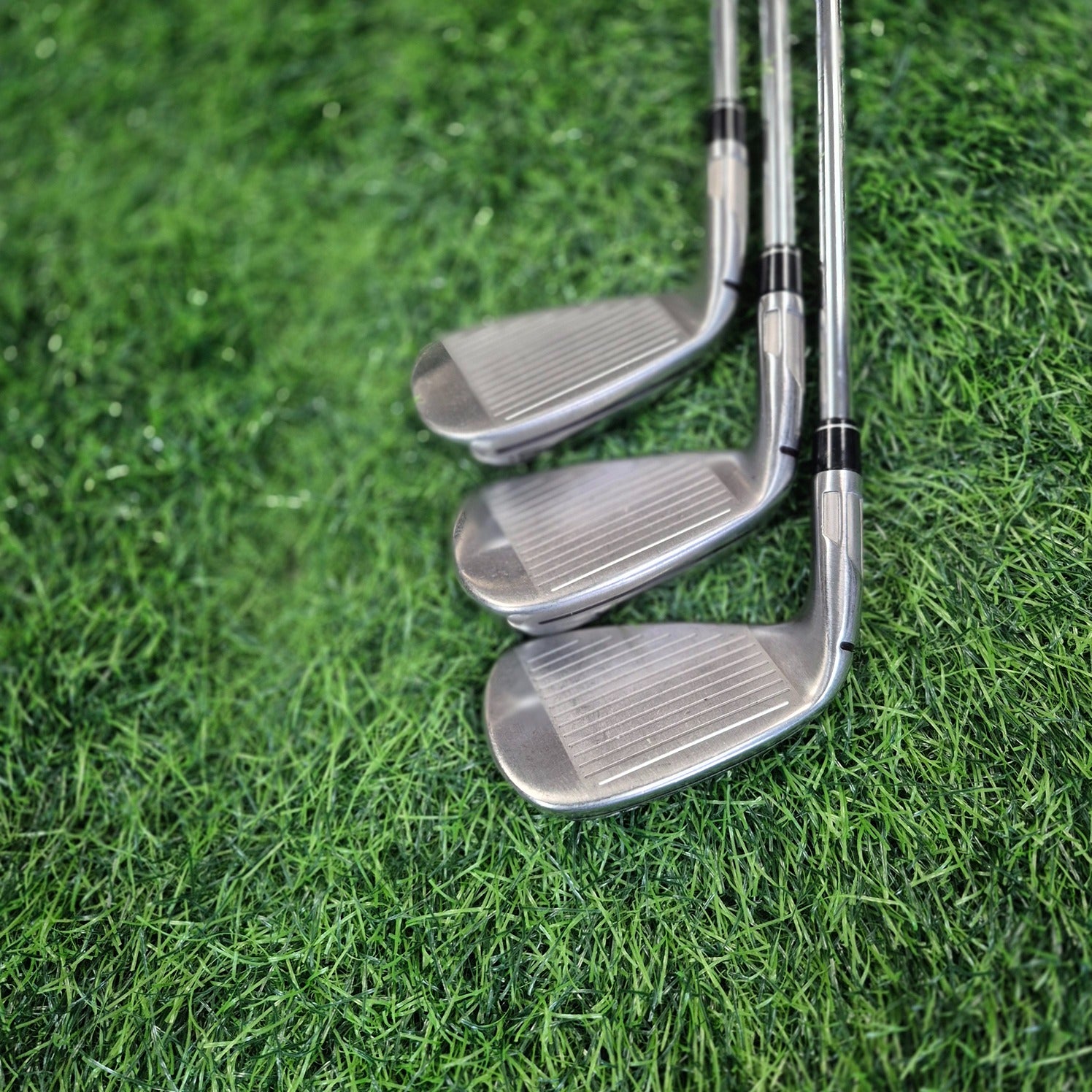 TaylorMade Iron Set / SIM2 Max / 5pcs / R