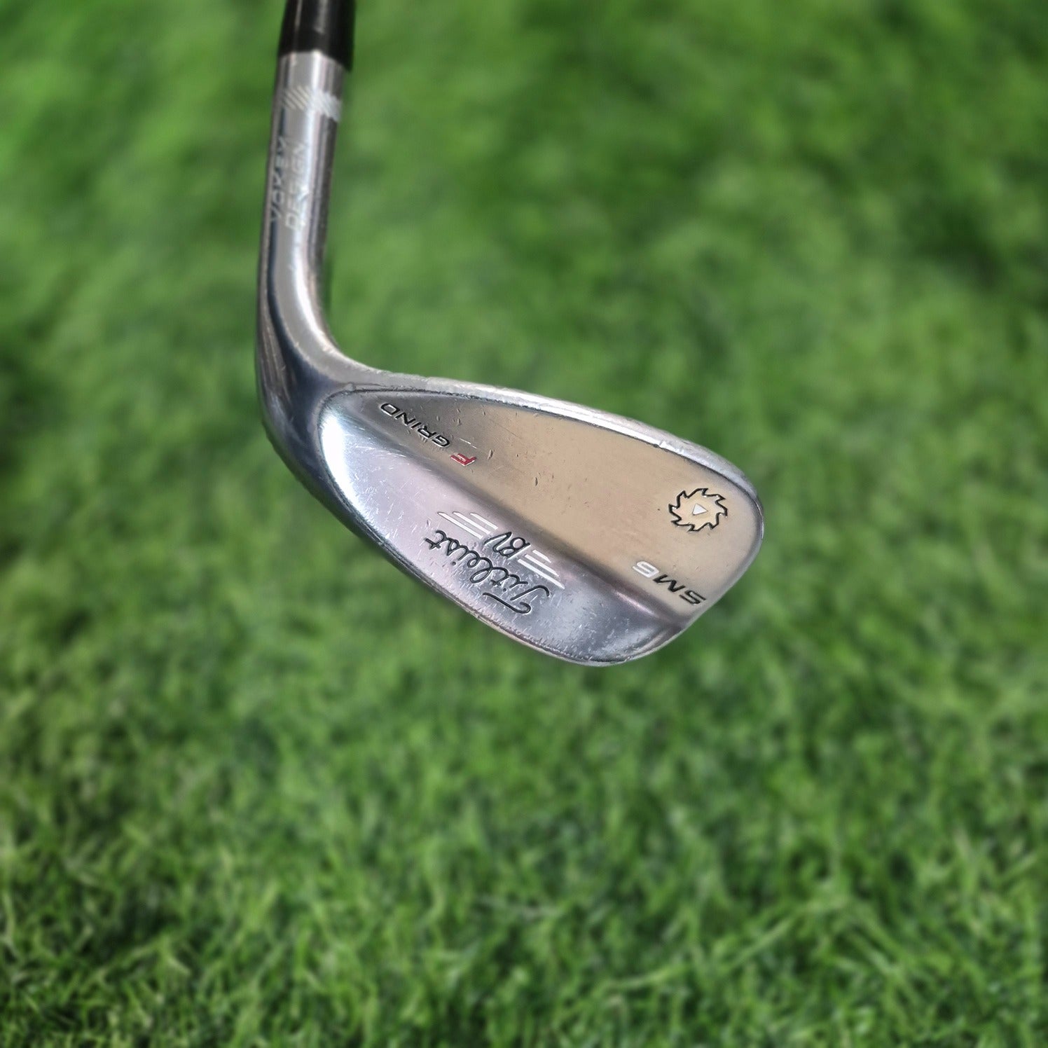 Titleist Wedge / Vokey SM6 F Grind / 56.0