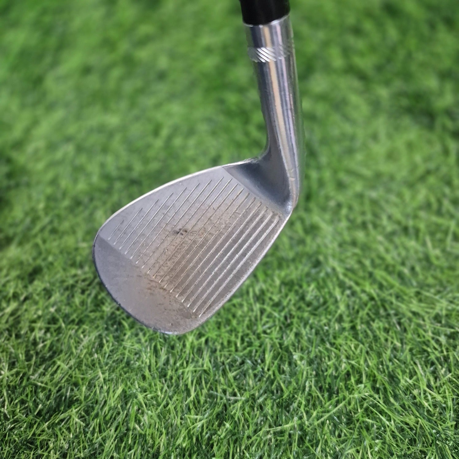 Titleist Wedge / Vokey SM6 F Grind / 56.0