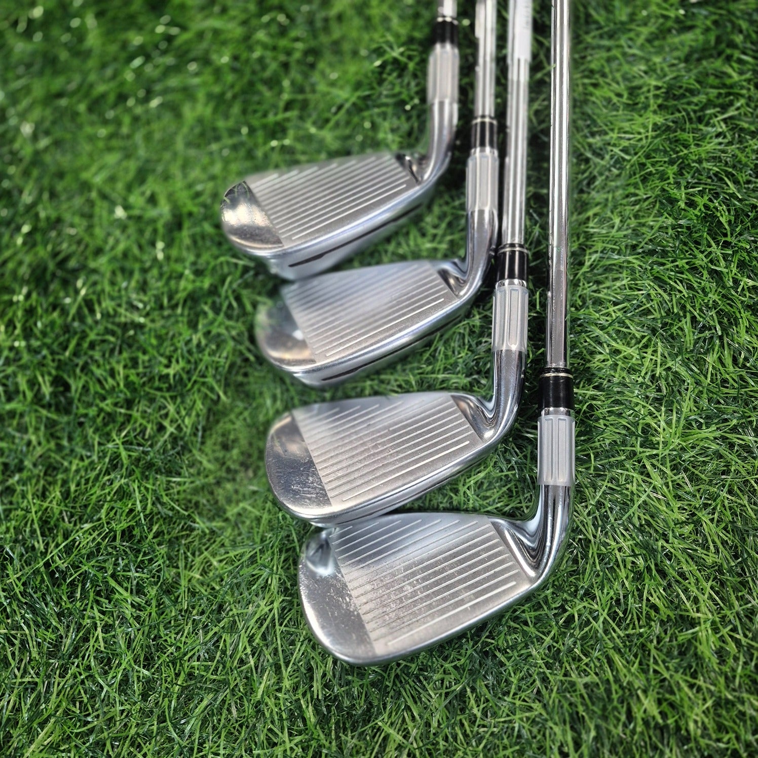 TaylorMade Iron Set / M2 / 8pcs / R