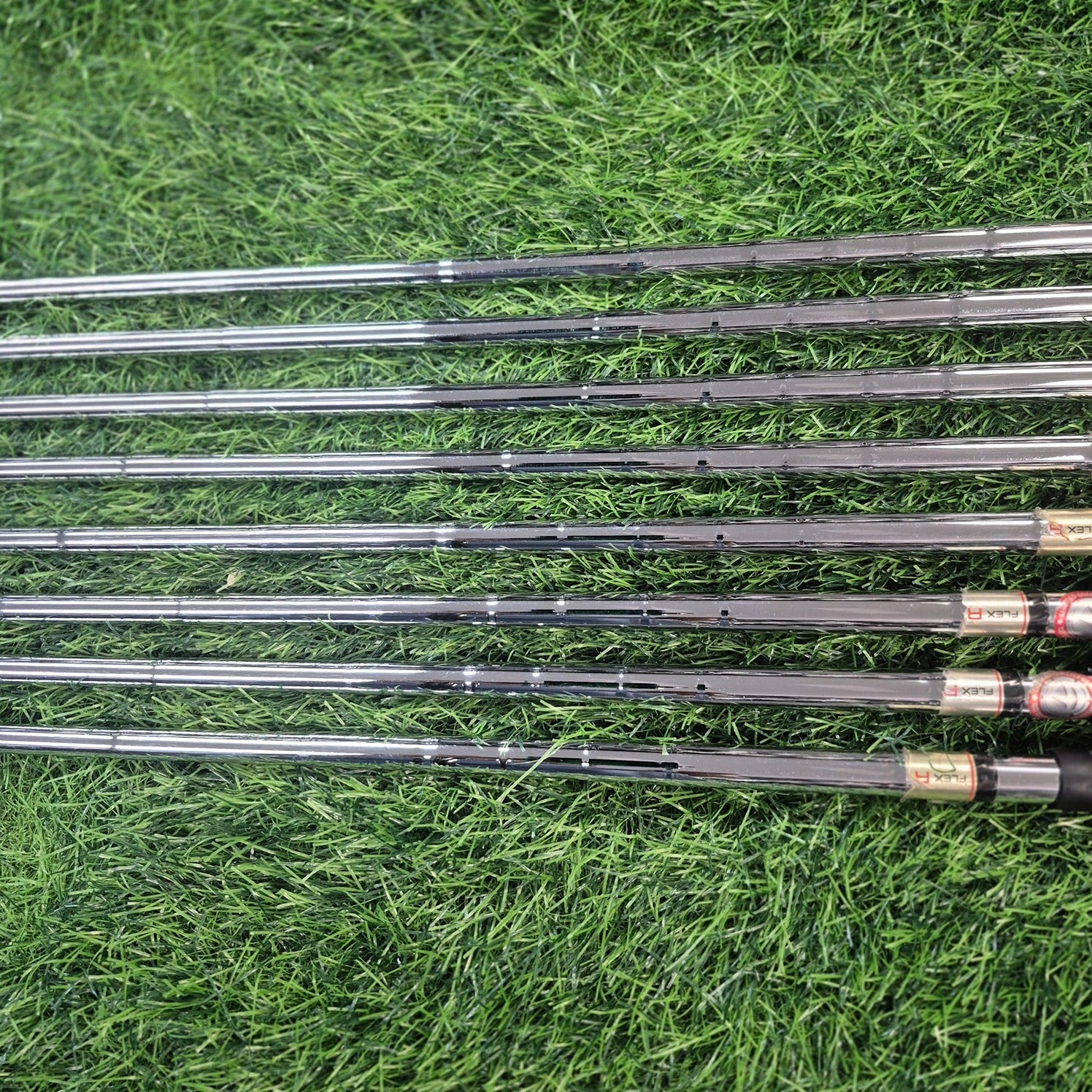 TaylorMade Iron Set / M2 / 8pcs / R