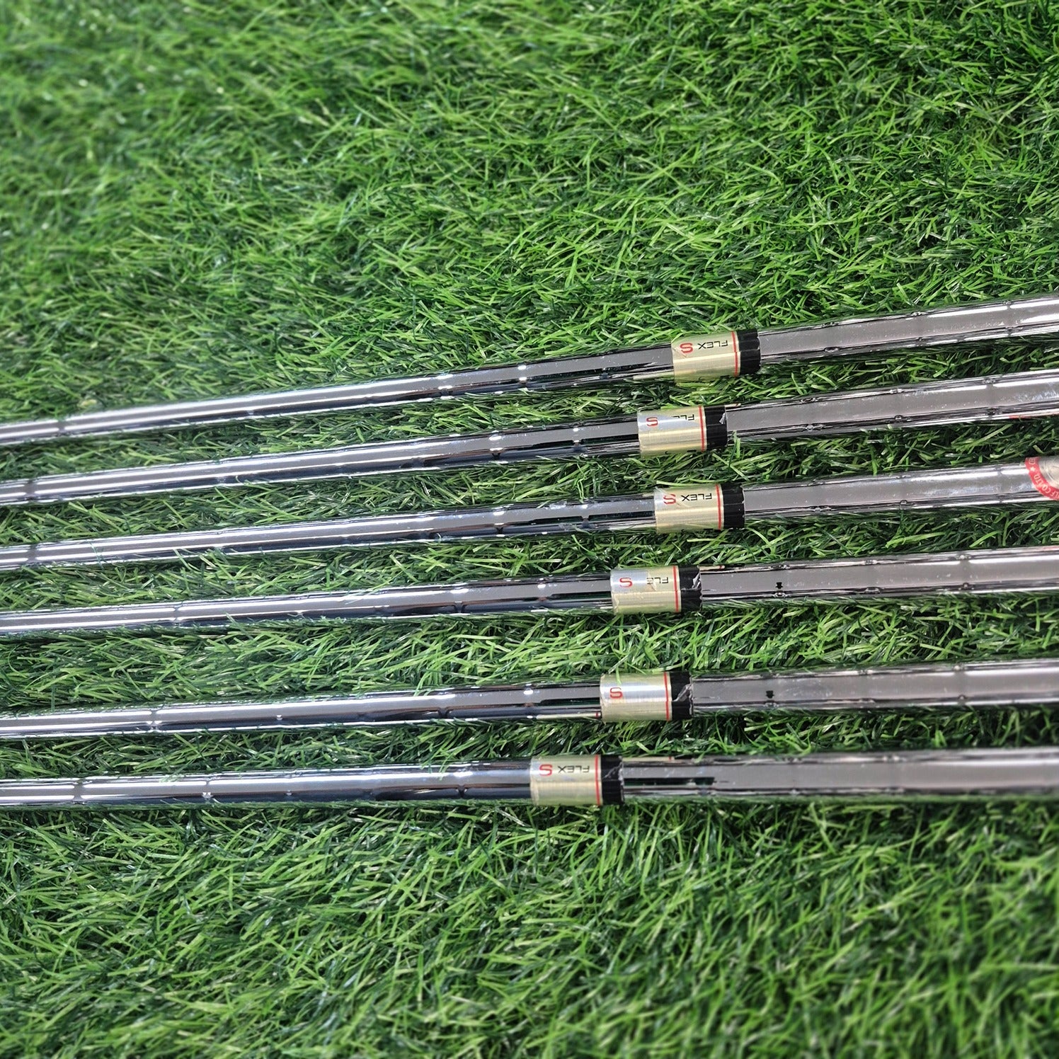 TaylorMade Iron Set / M2 / 6pcs / Lefty / S