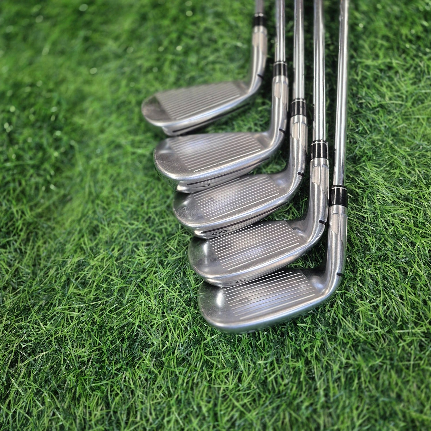 TaylorMade Iron Set / SIM2 Max / 5pcs / S