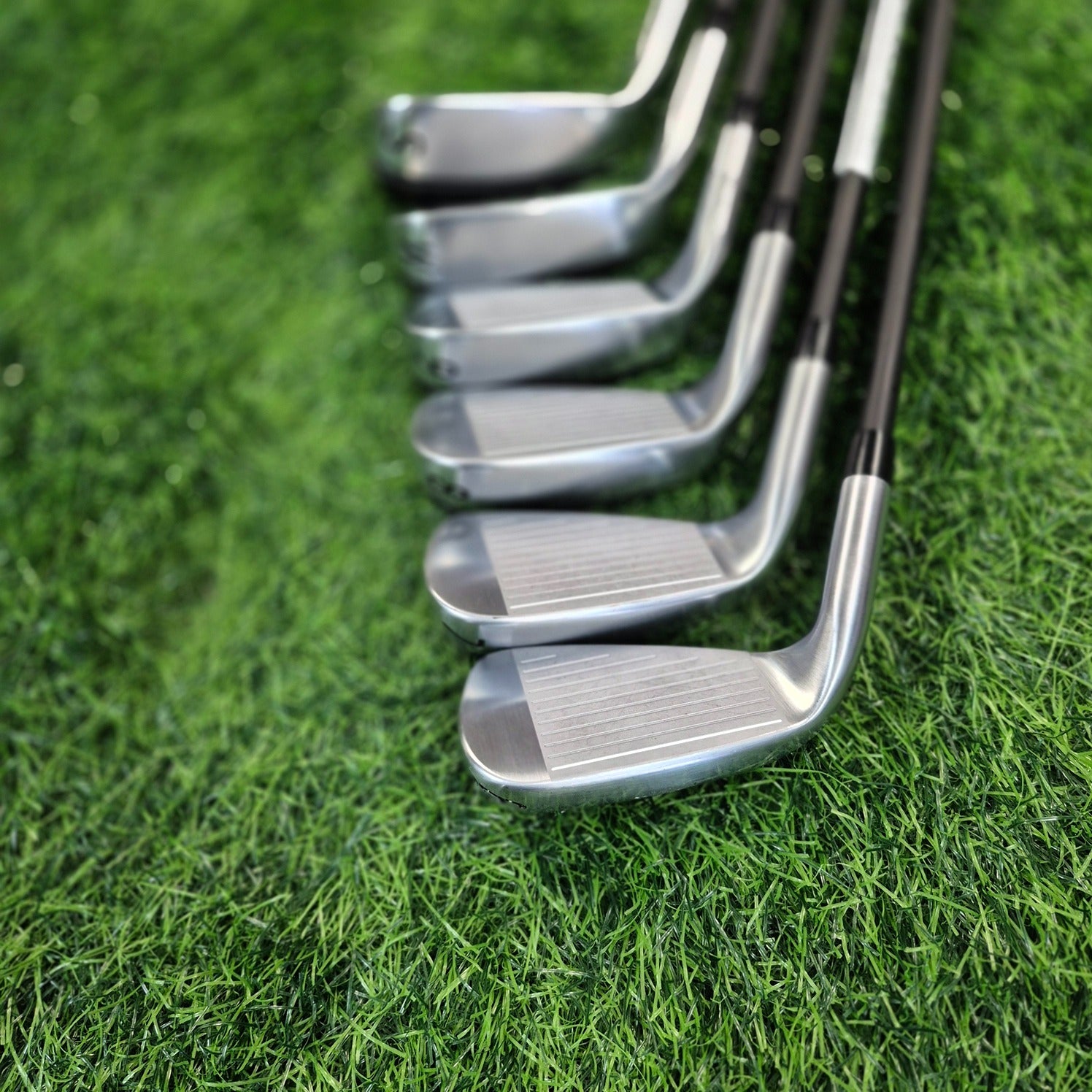 PXG Iron Set / 0211 Z Hybrid Irons / 6pcs / R (Like New)