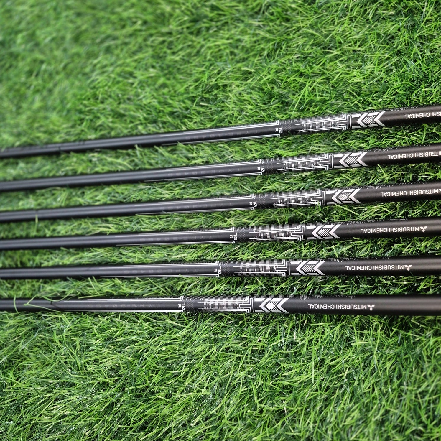 PXG Iron Set / 0211 Z Hybrid Irons / 6pcs / R (Like New)