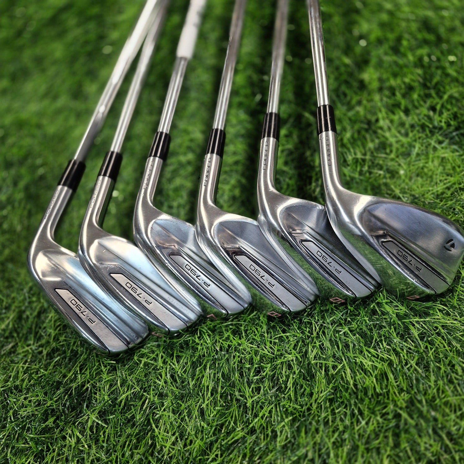 TaylorMade Iron Set / P790 / 6pcs / S