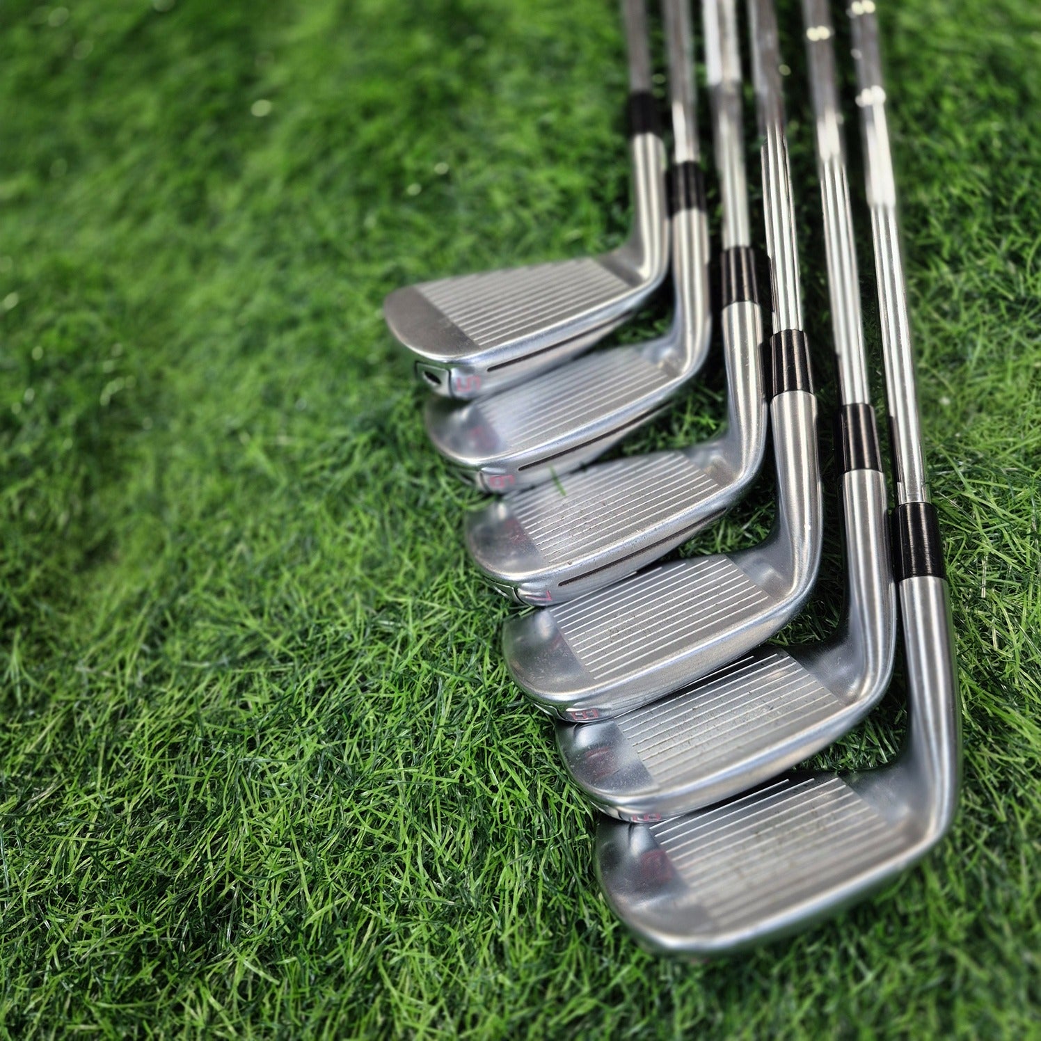 TaylorMade Iron Set / P790 / 6pcs / S
