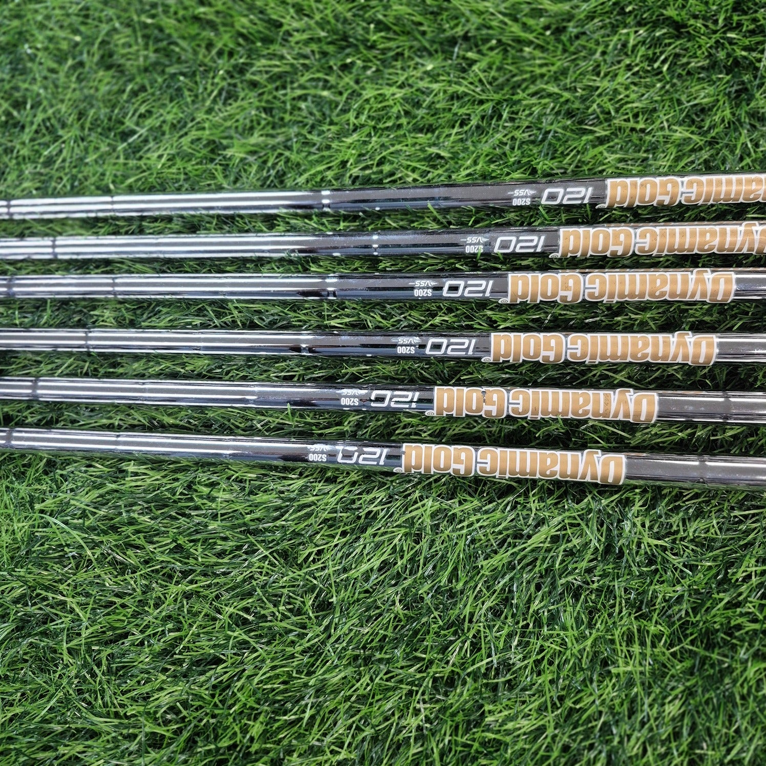 TaylorMade Iron Set / P790 / 6pcs / S