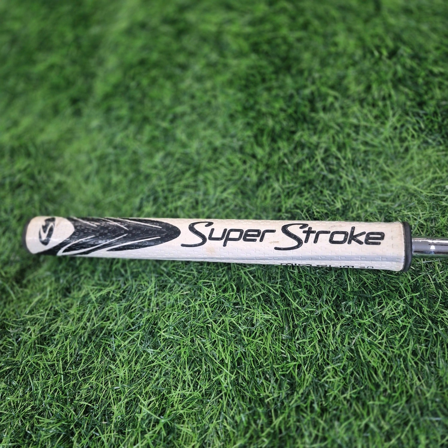 Odyssey Putter / White Hot Pro 2CS / 35"