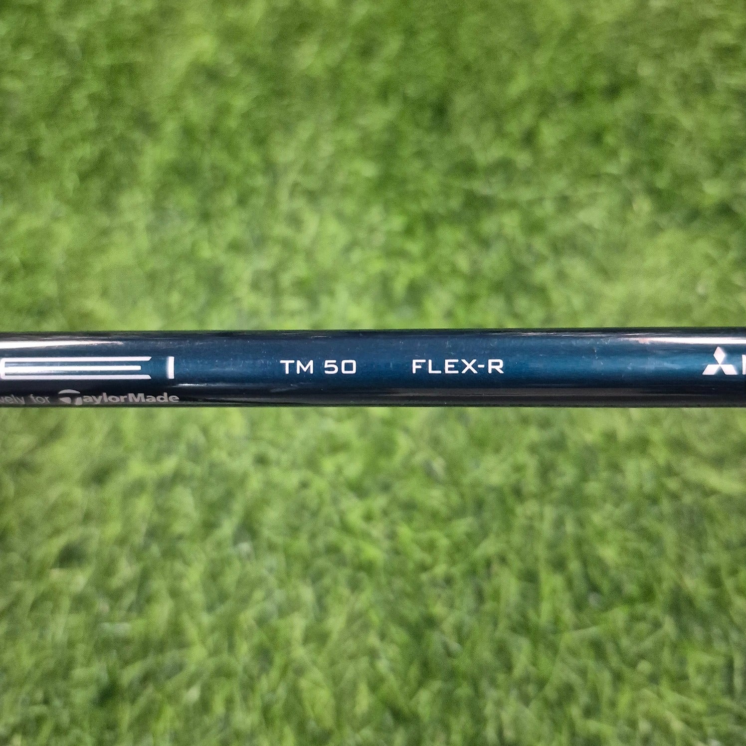 TaylorMade Driver / SIM2 Max-D / 10.5 / R