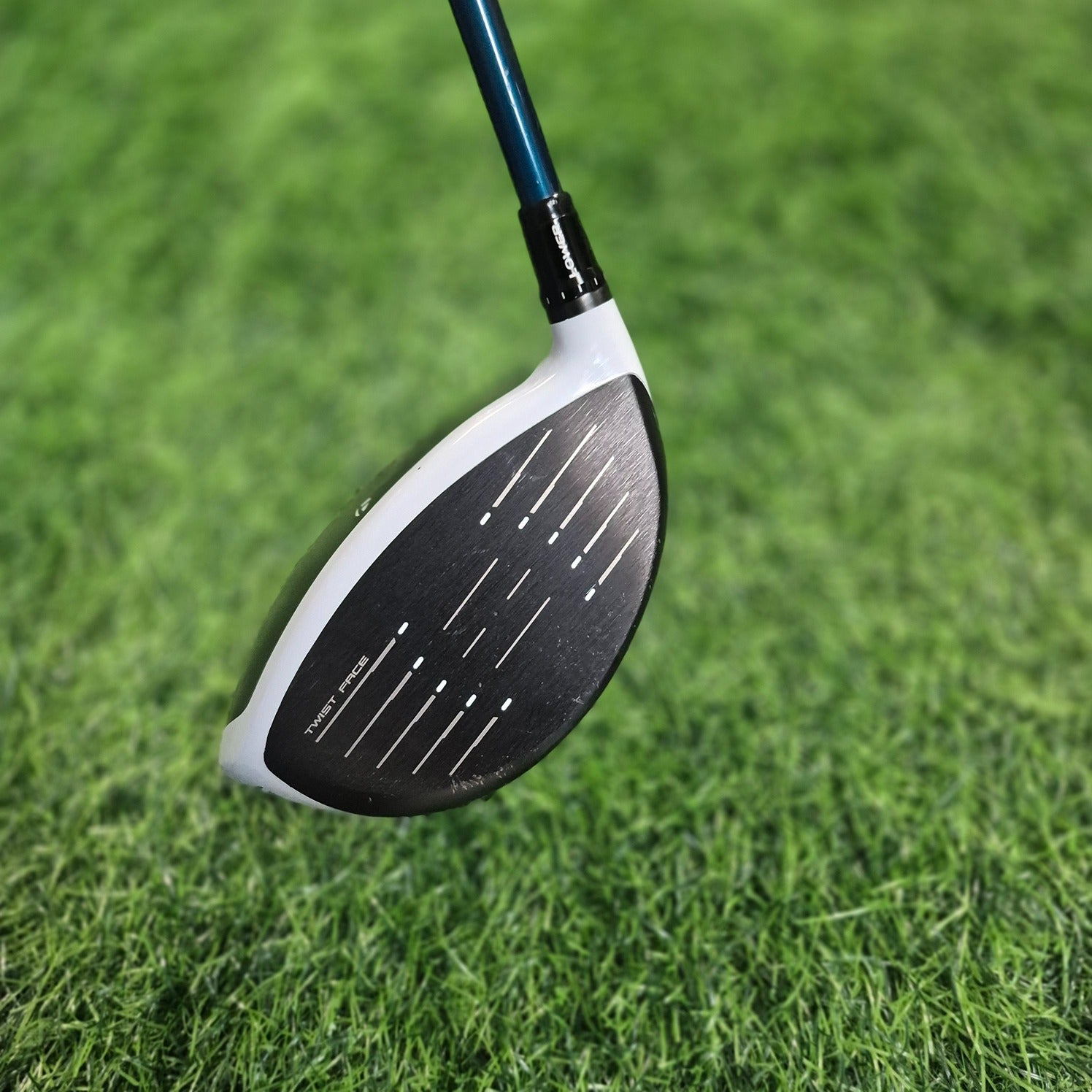 TaylorMade Driver / SIM2 Max / 10.5 / R