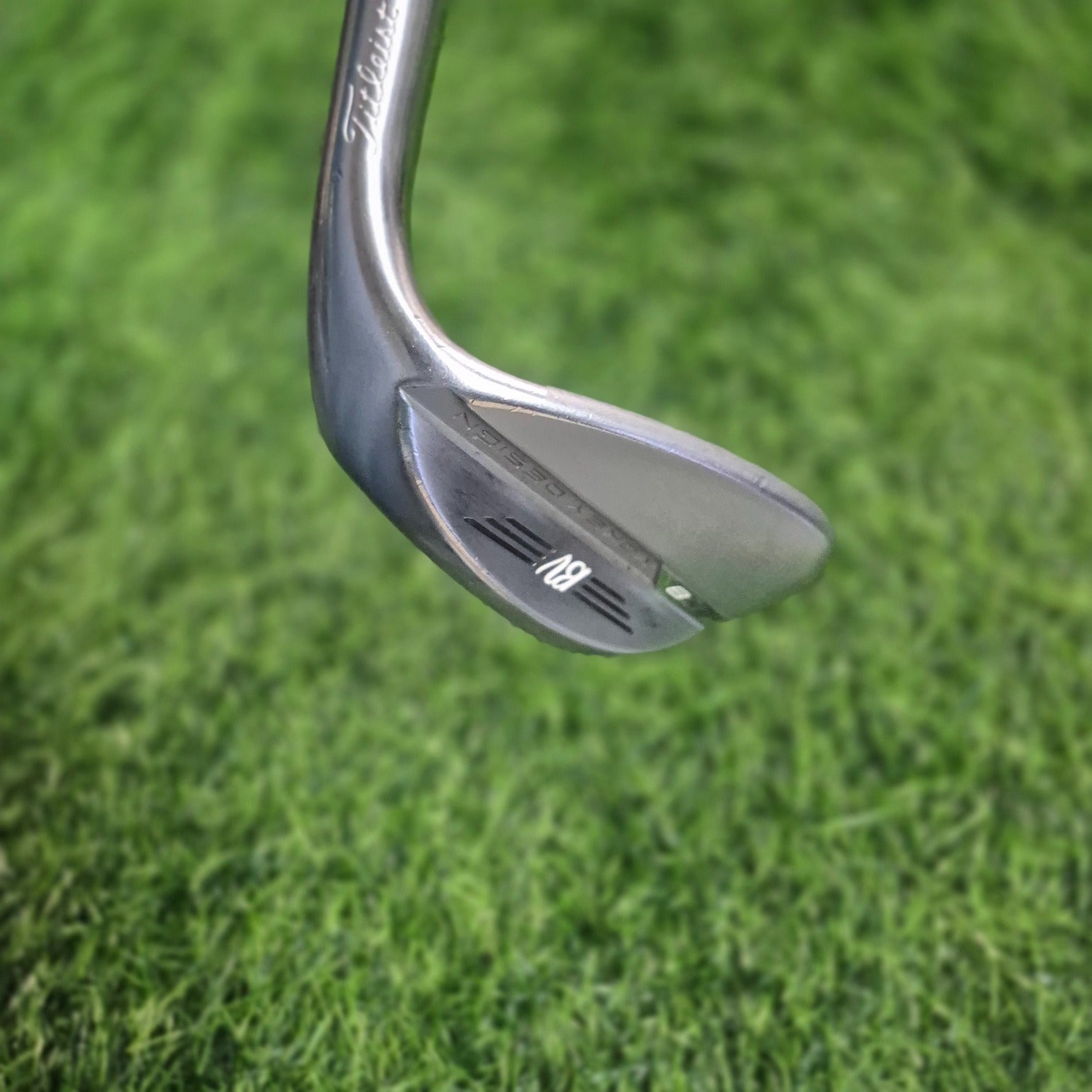 Titleist Wedge / Vokey SM8 Tour / 56.0