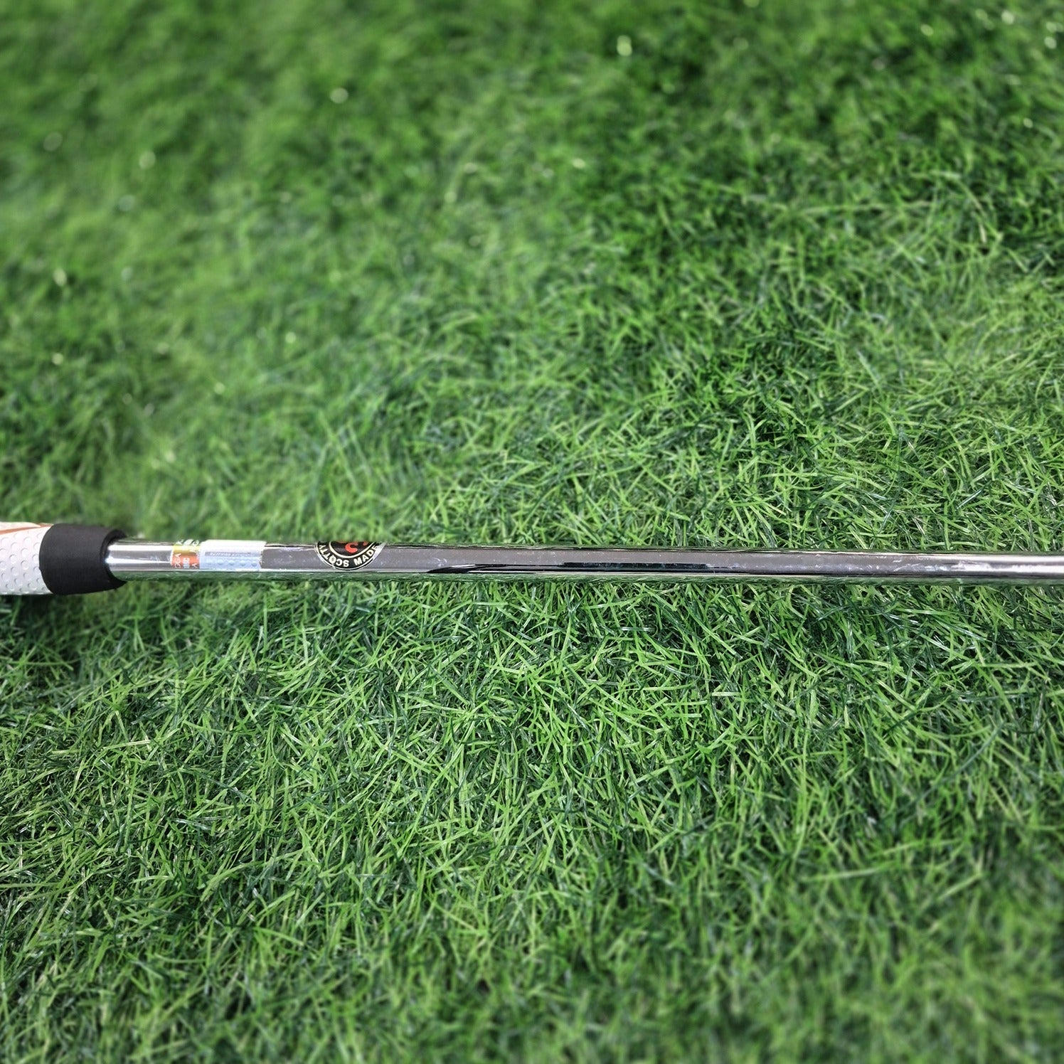 Scotty Cameron Putter / Futura X5 / 33"