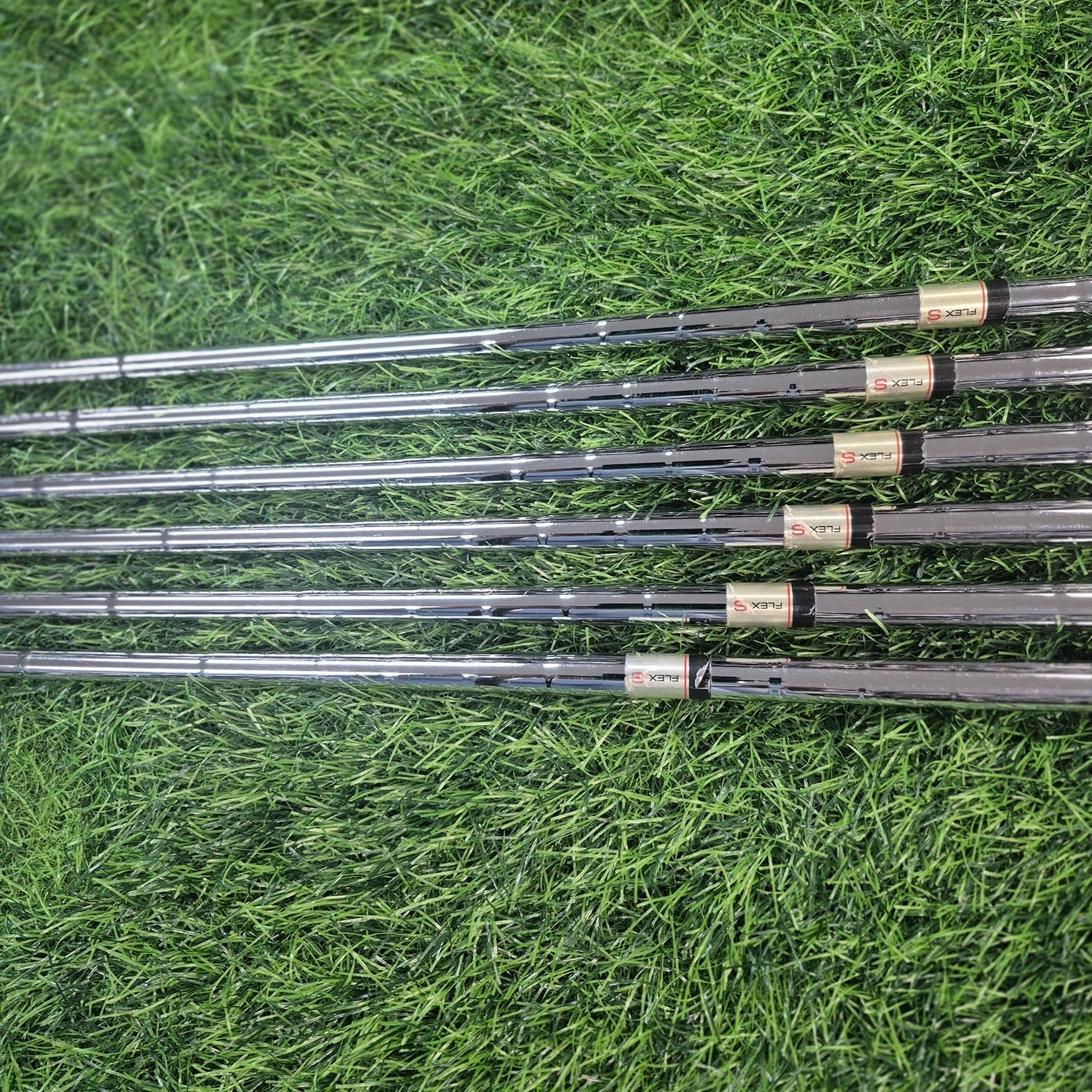 TaylorMade Iron Set / M2 / 6pcs / S