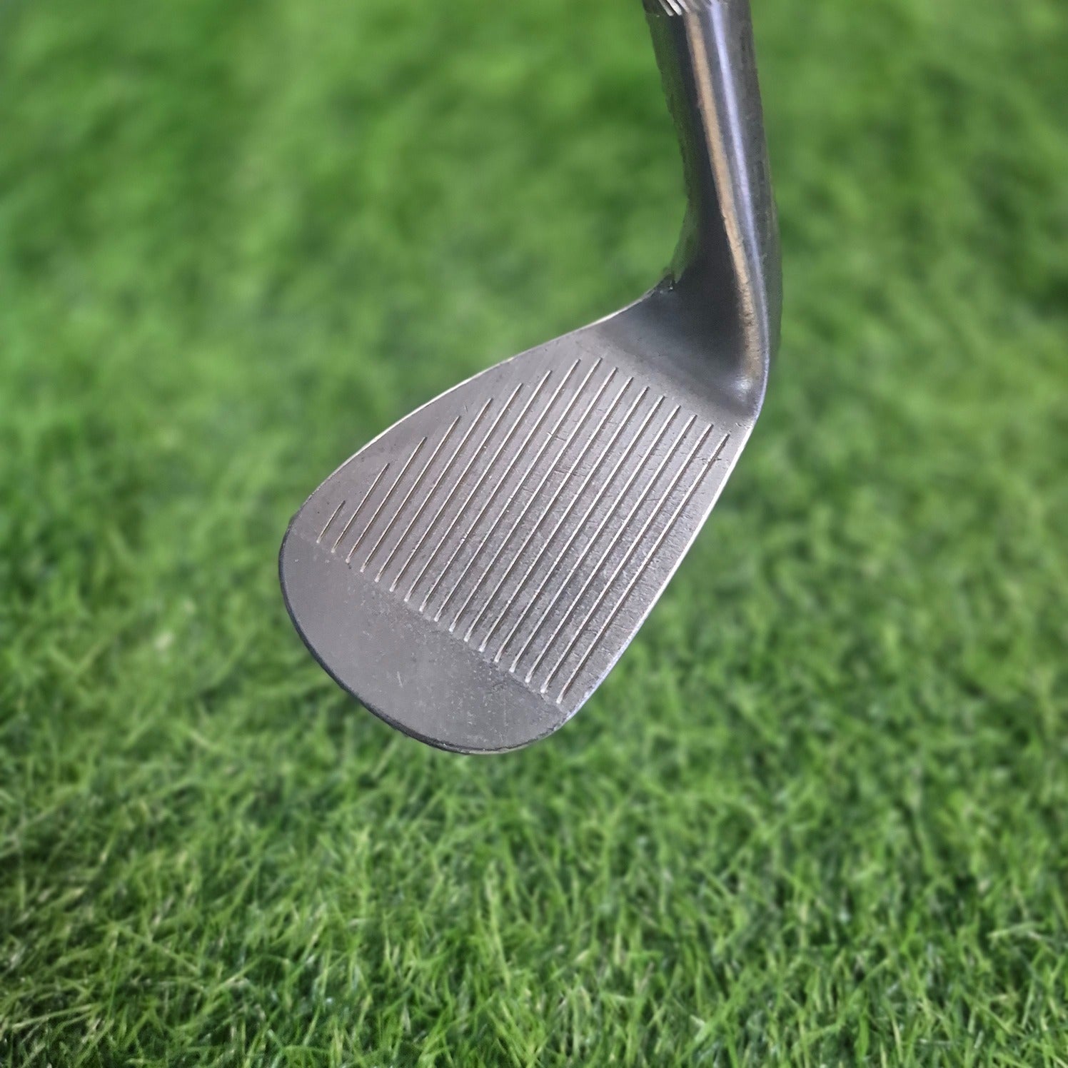 Titleist Wedge / Vokey SM8 Tour / 56.0