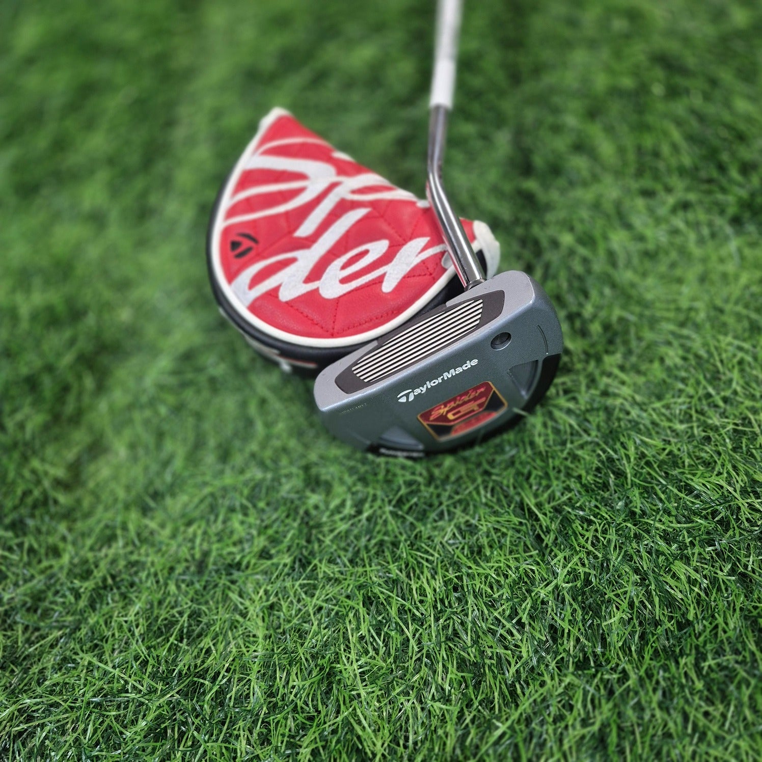 TaylorMade Putter / SPIDER GT Rollback / 33"