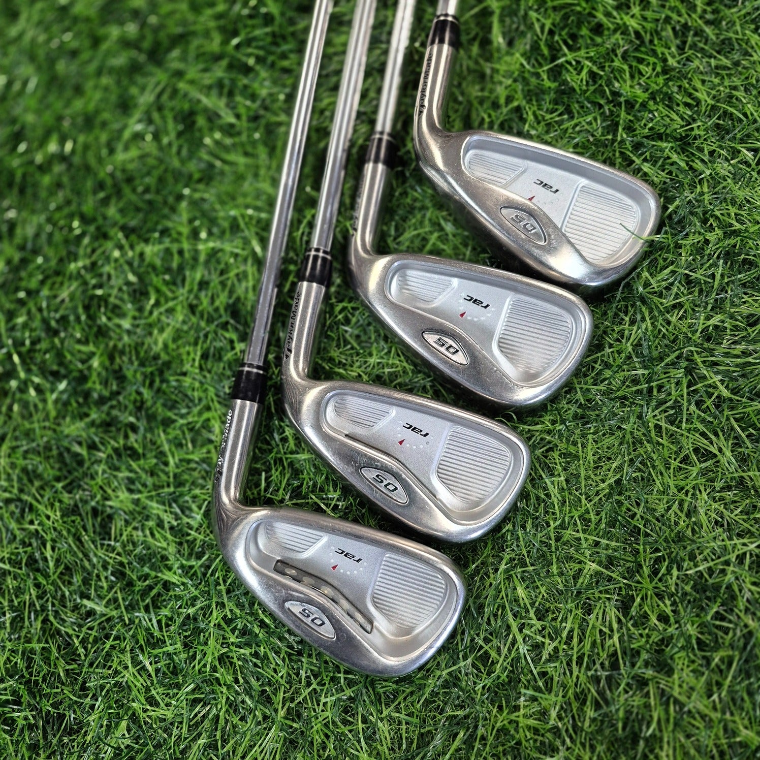 TaylorMade Iron Set / RAC OS / 9 pcs / R