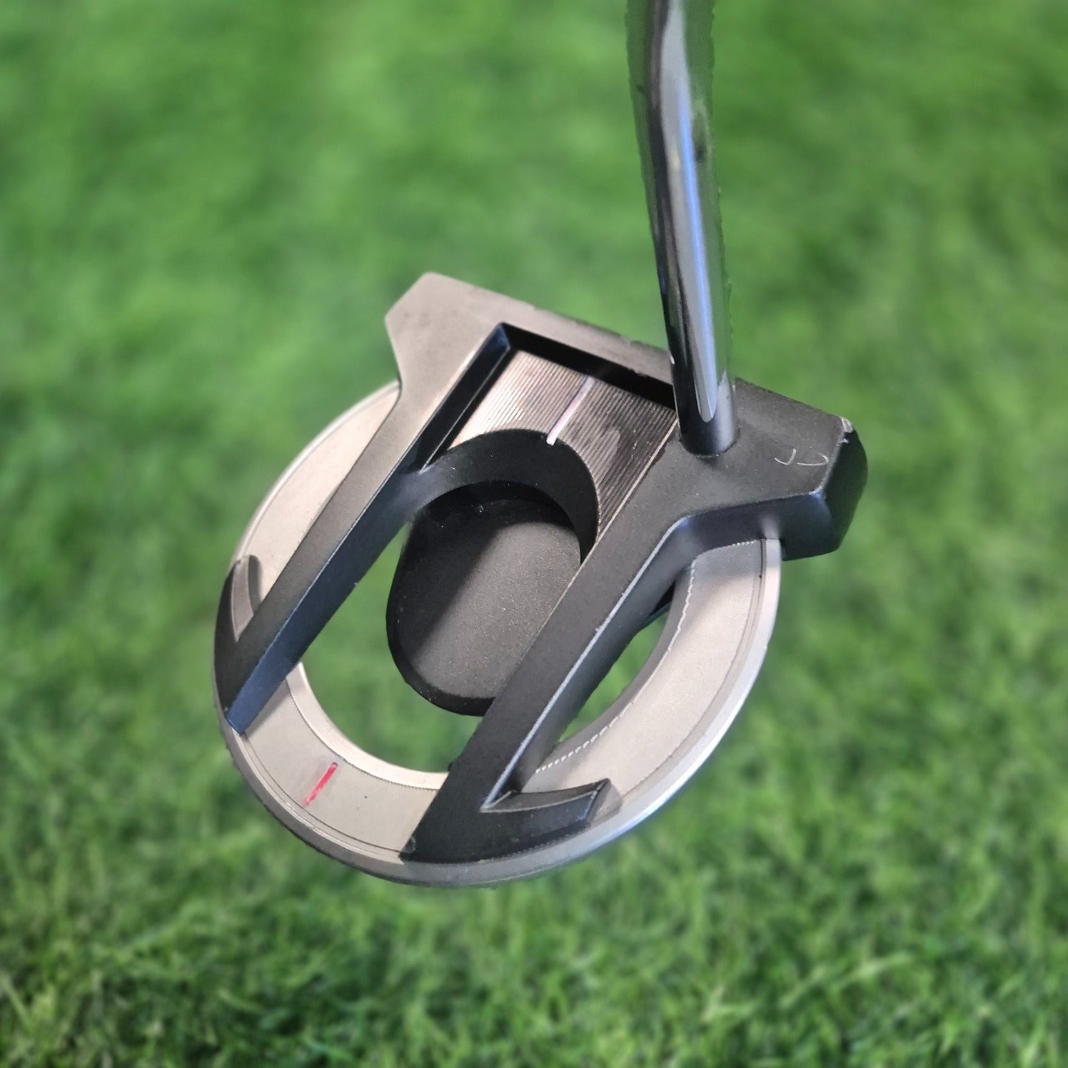 TaylorMade Putter / Arc 1 / 36.5" / Lefty