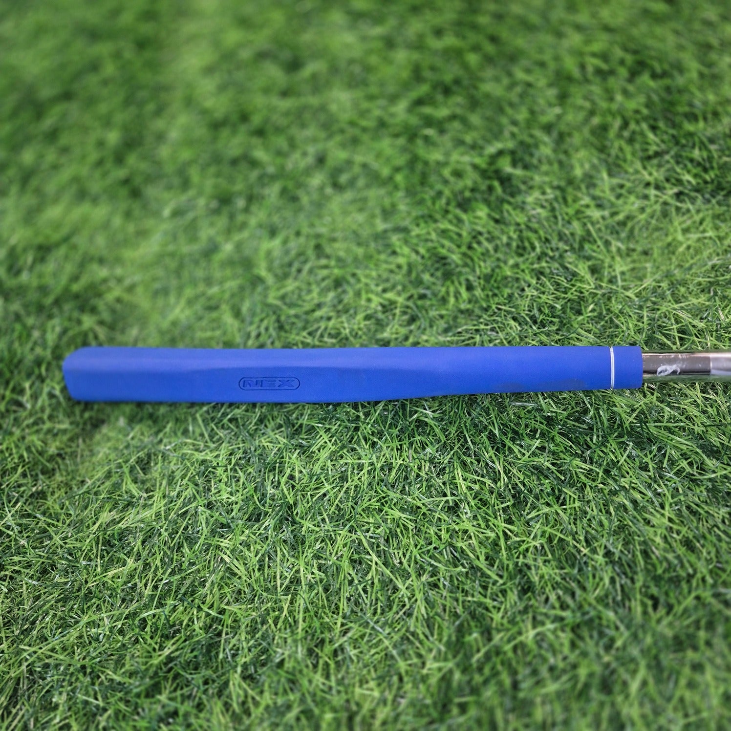 Odyssey Putter / Divine Line 2 Ball / 32" / Women