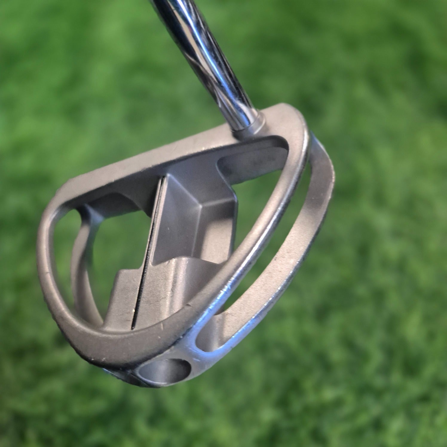 TaylorMade Putter / Rossa Agsi Monza / 33" / Lefty
