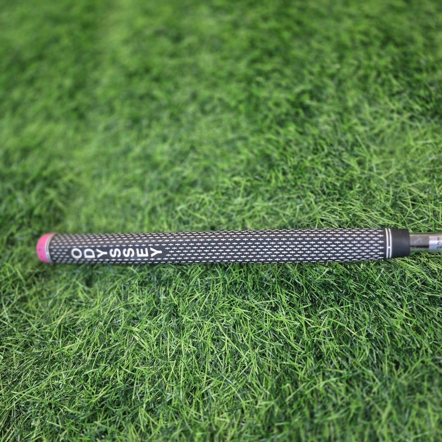 Odyssey Putter / White Hot Pro 2 Ball / 32" / Women