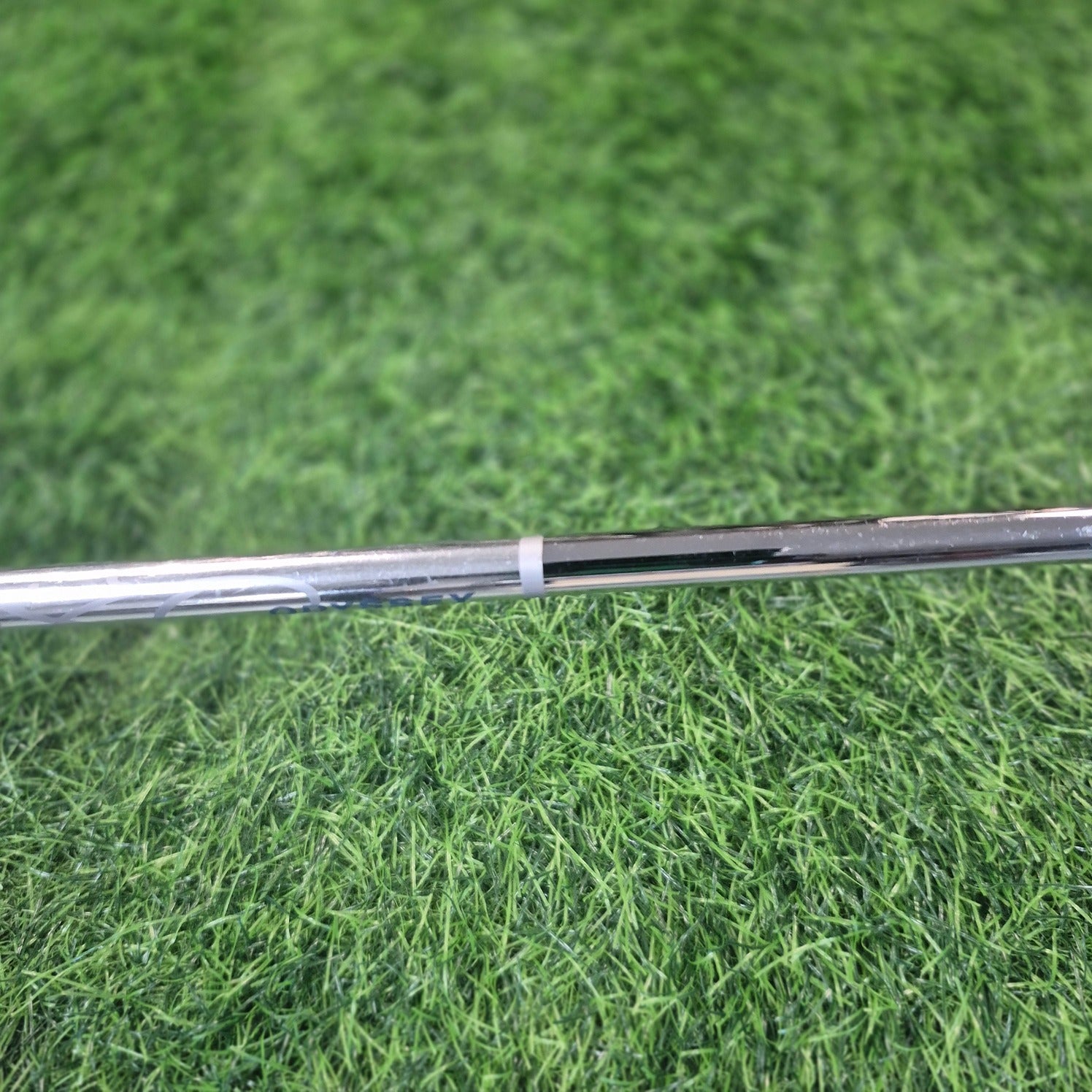 Odyssey Putter / Divine Line 2 Ball / 33" / Women