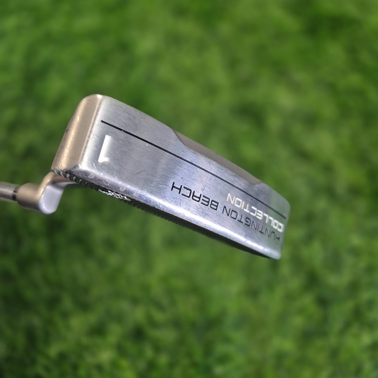 Cleveland Putter / Huntington Beach C-1 / 33" / Women