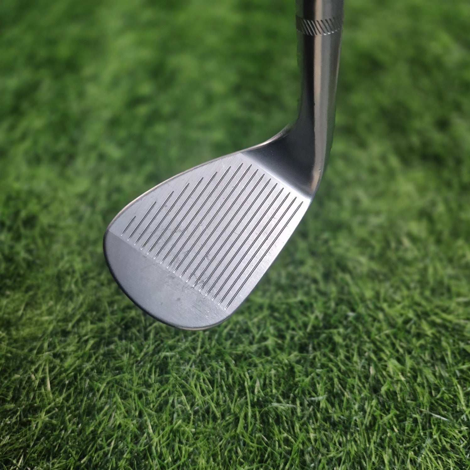 Titleist Wedge / Vokey SM9 Tour / 56.0