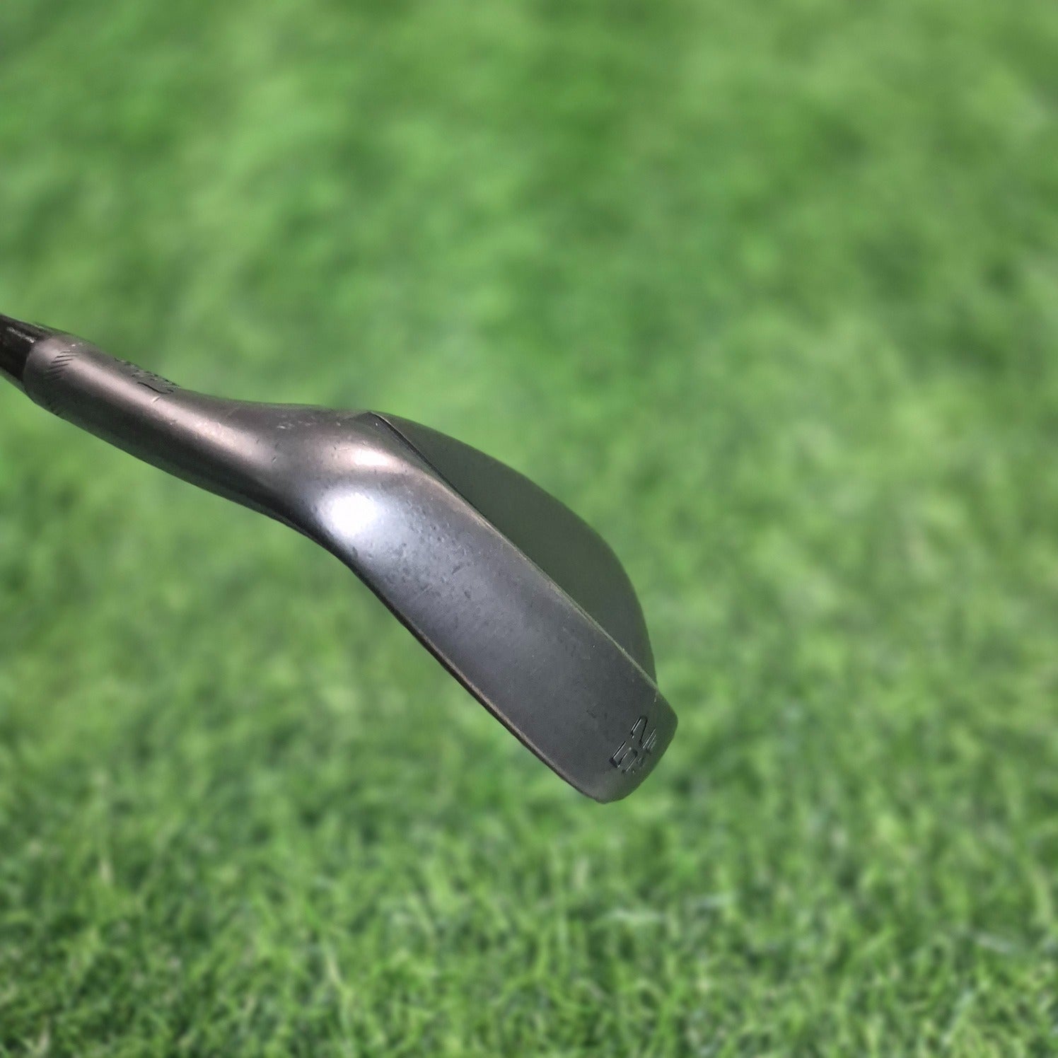 Titleist Wedge / Vokey SM8 Jet Black / 52.0