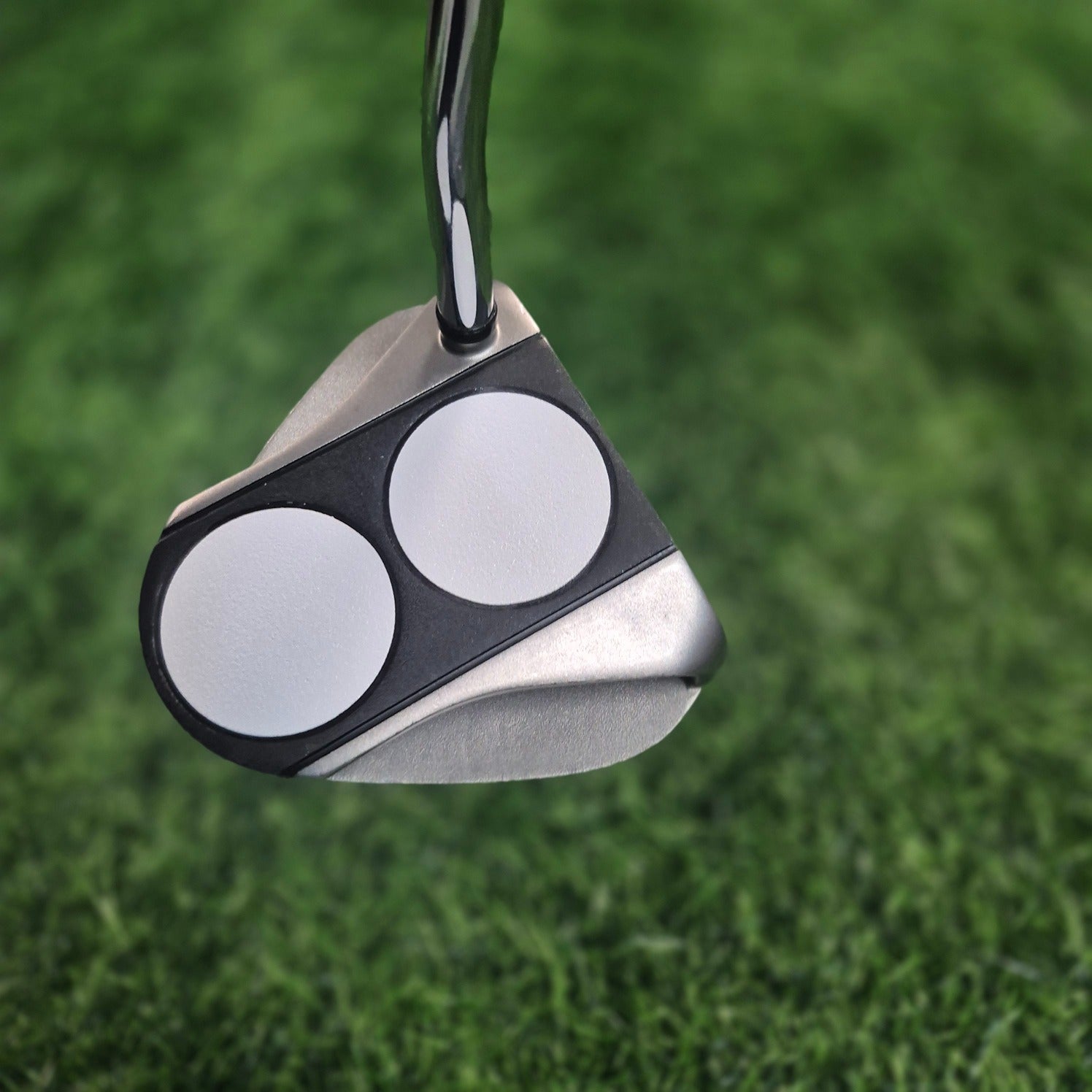 Odyssey Putter / White Hot RX 2-Ball V-Line / 33"