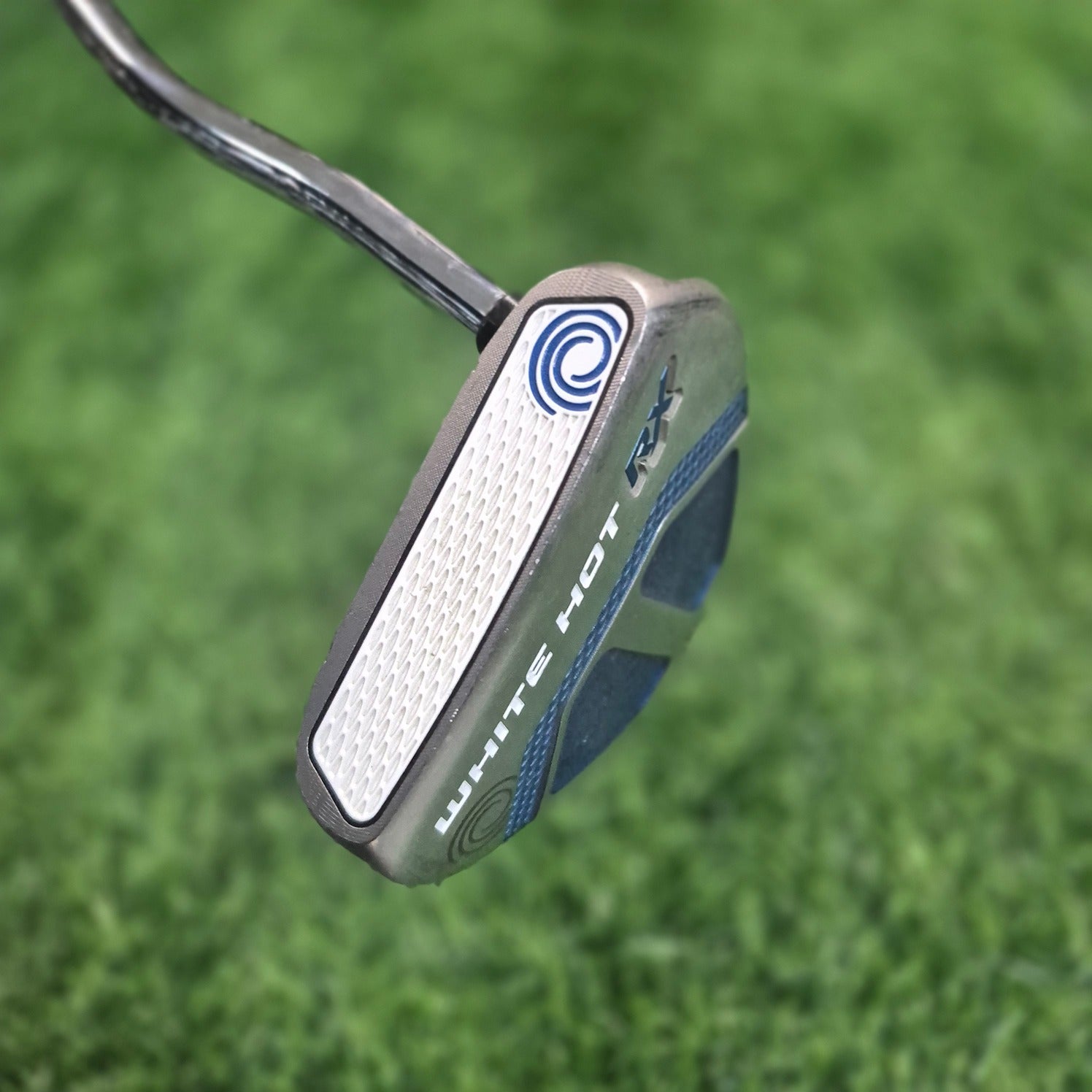 Odyssey Putter / White Hot RX 2-Ball V-Line / 33"