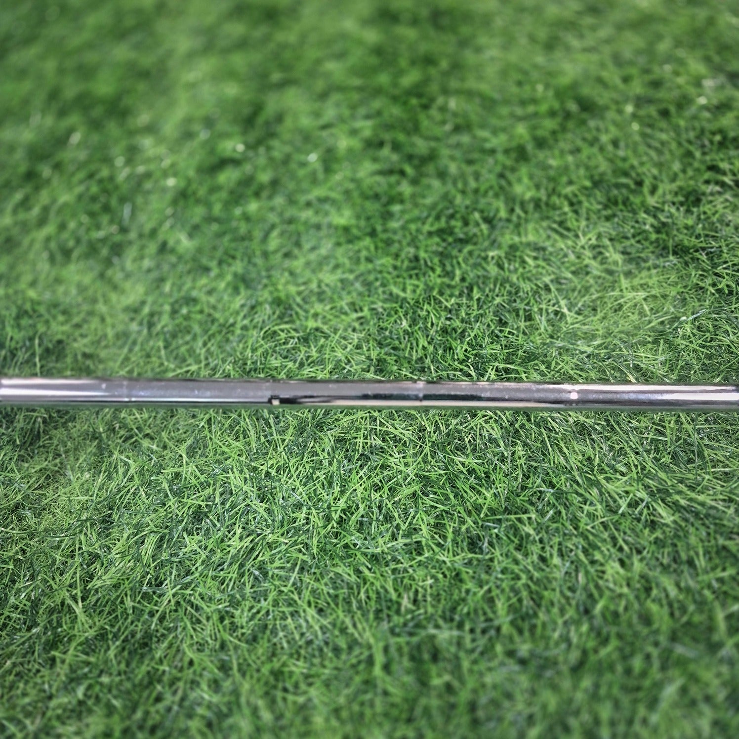 Odyssey Putter / WHITE HOT PRO V-LINE / 33"