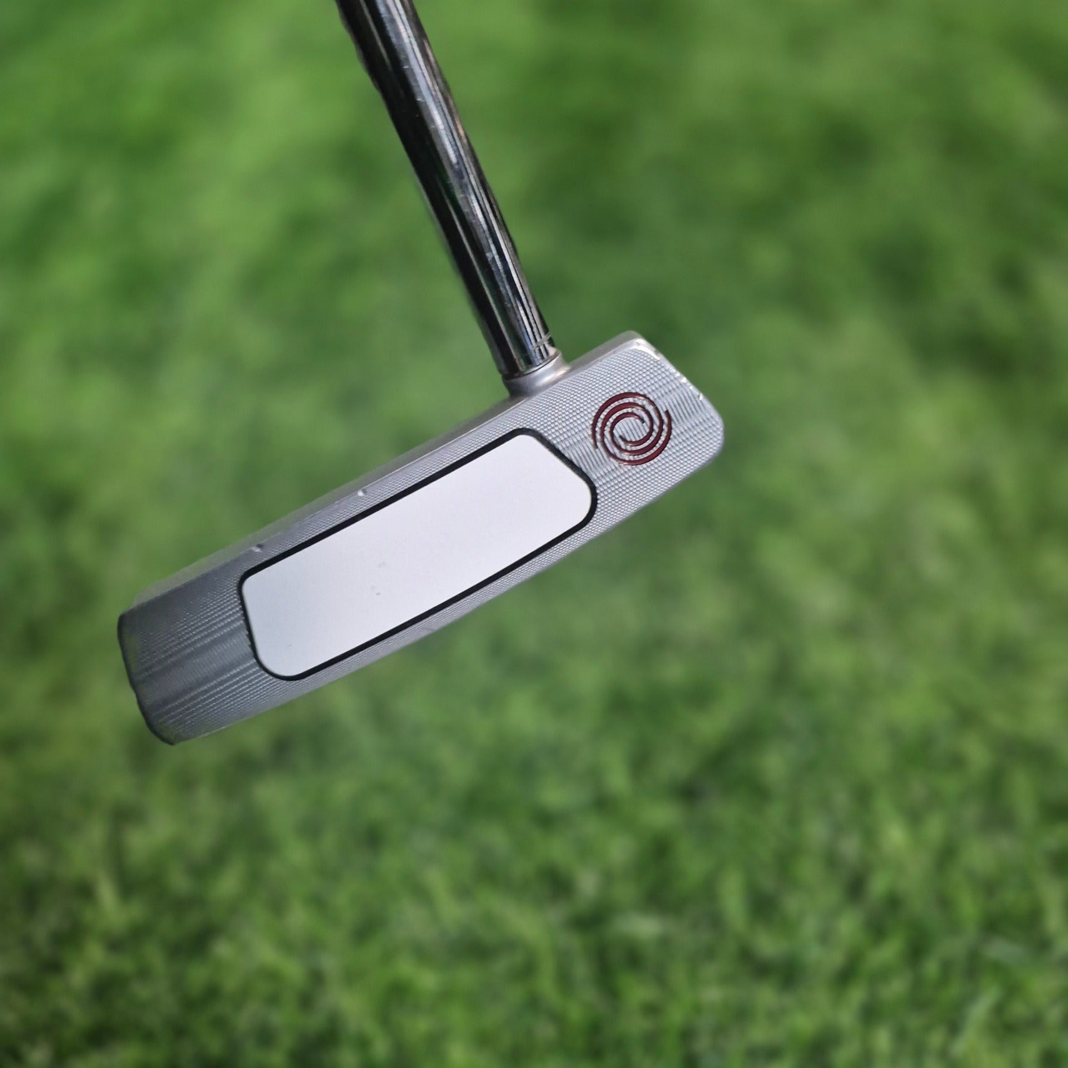 Odyssey Putter / White Hot Aussie #2 / 33"