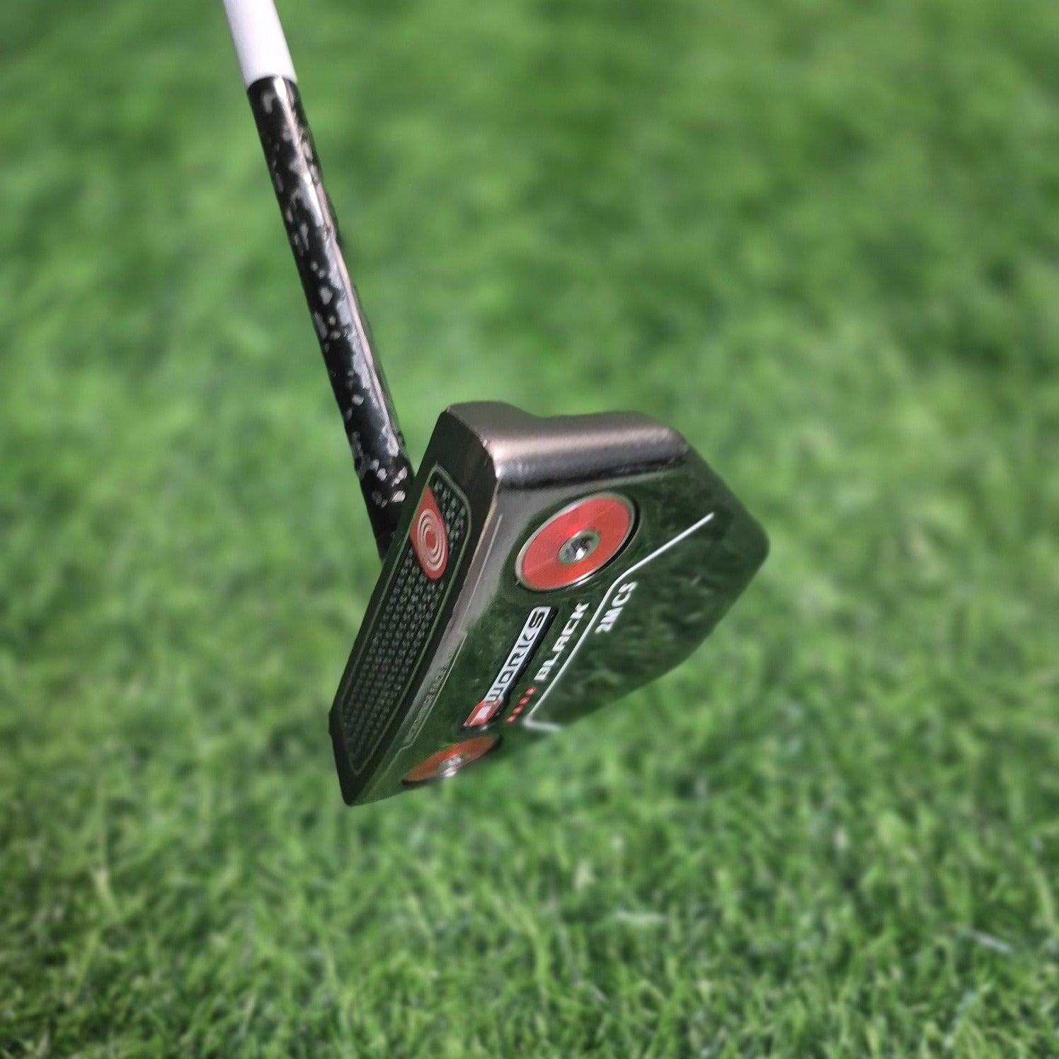 Odyssey Putter / O-Works 17 Black #2M CS / 33"