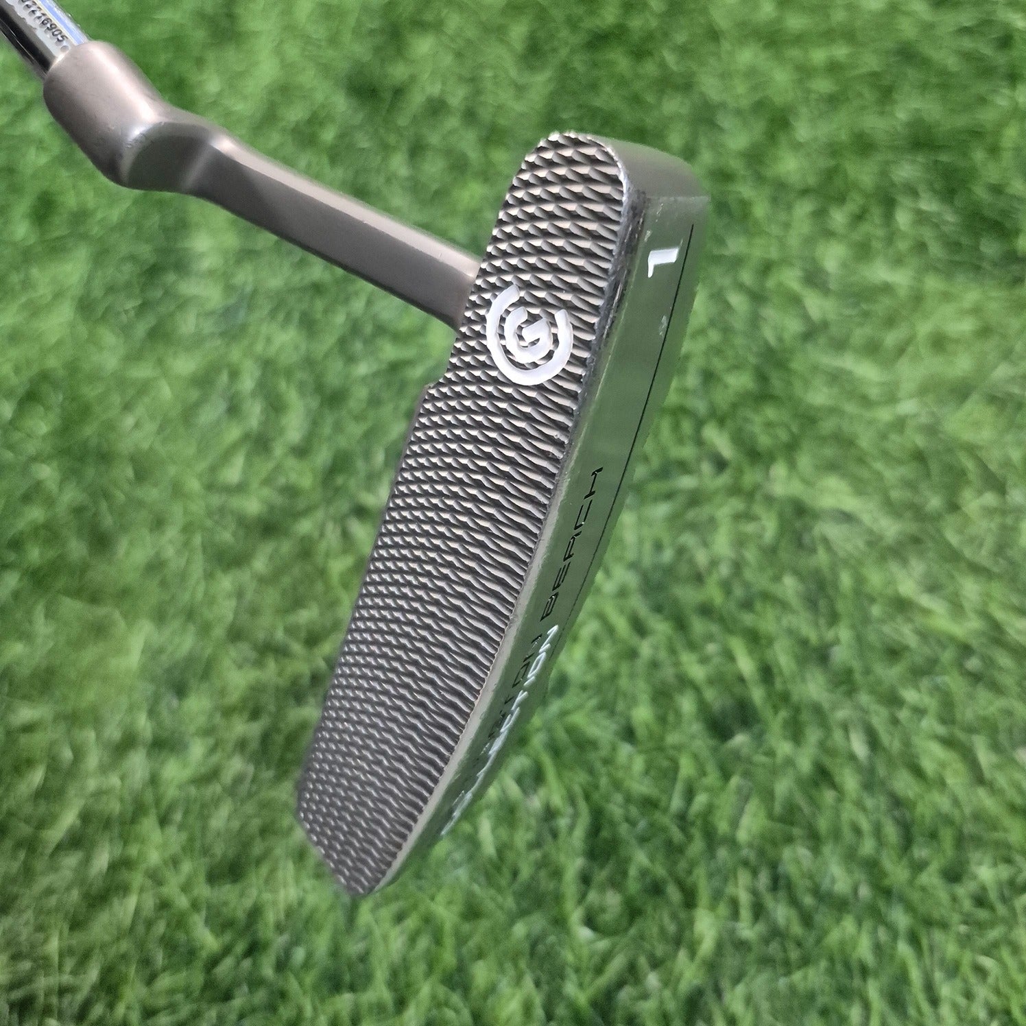 Cleveland Putter / HUNTINGTON BEACH / 33" / Women