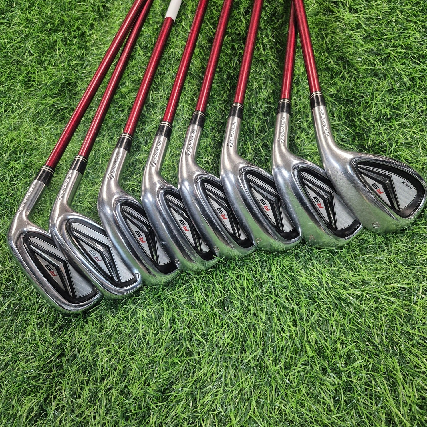TaylorMade Iron Set / R9 Max / 8pcs / S