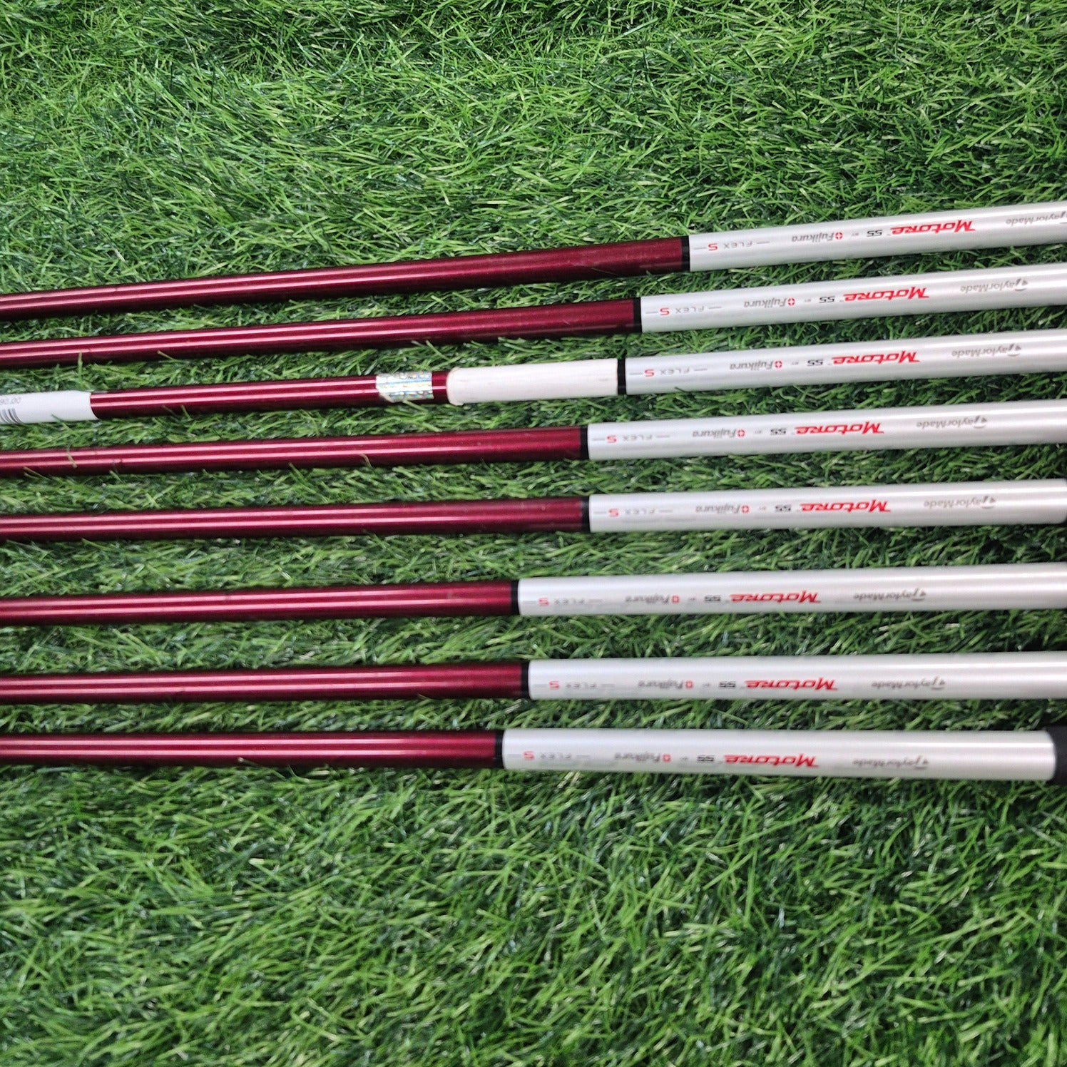 TaylorMade Iron Set / R9 Max / 8pcs / S