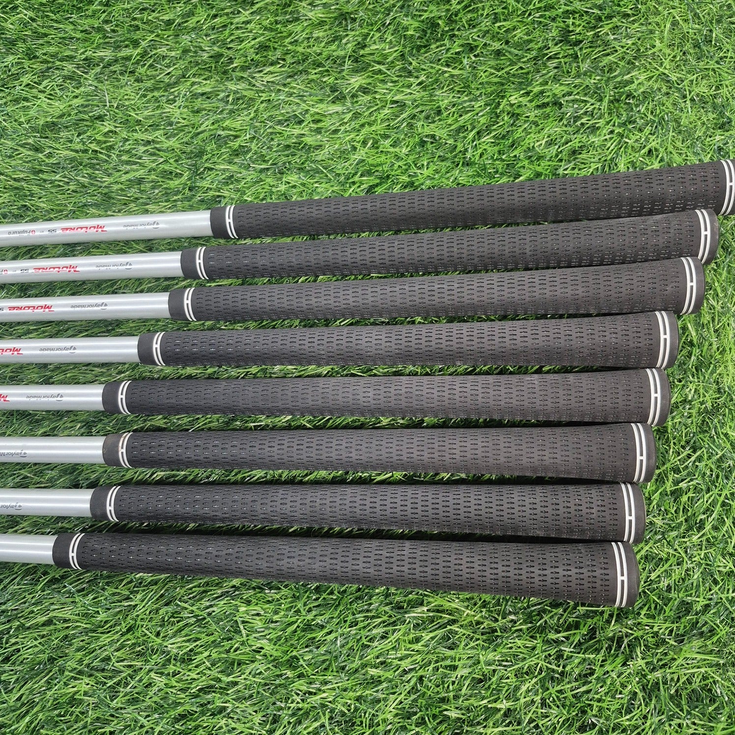 TaylorMade Iron Set / R9 Max / 8pcs / S