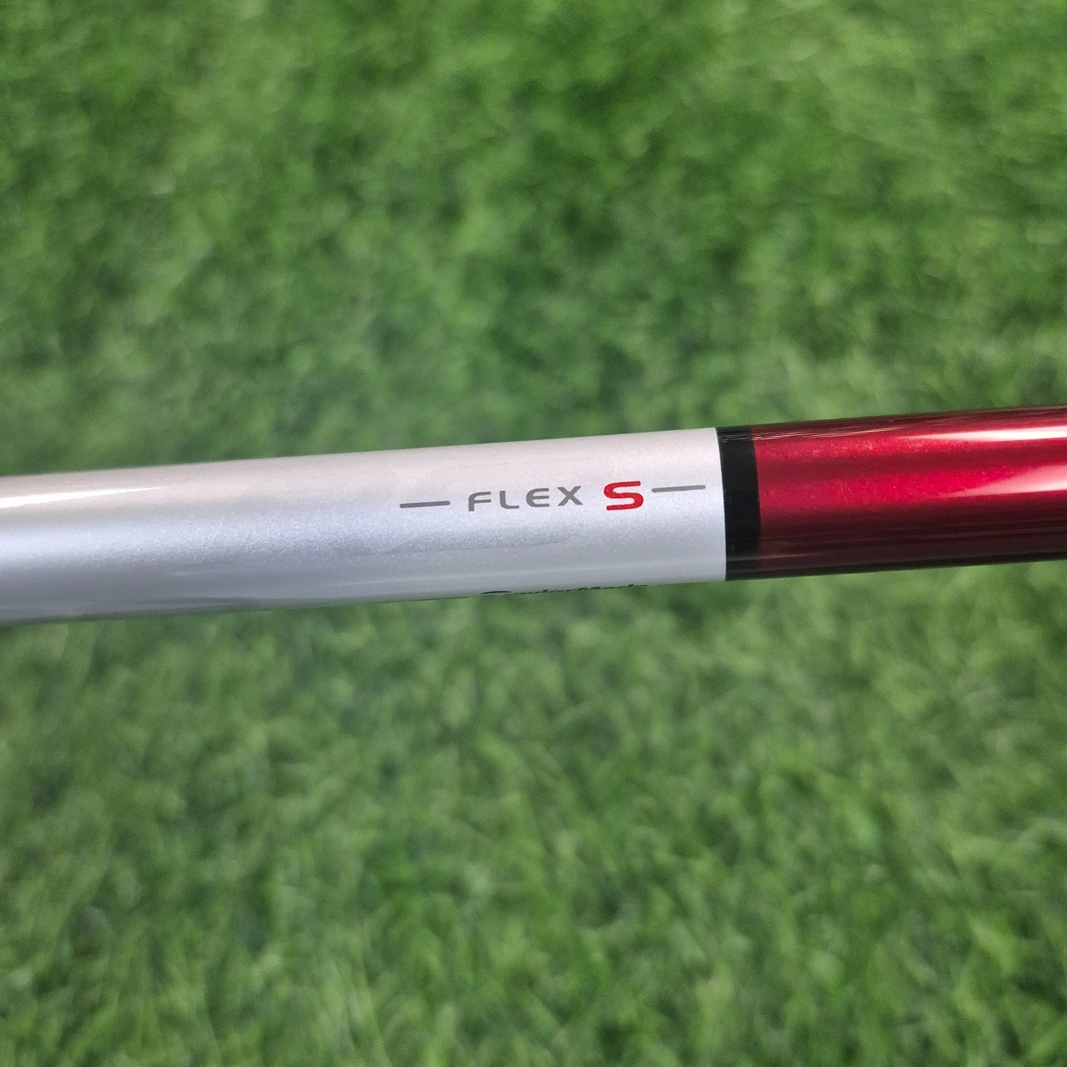 TaylorMade Driver / R9 / 9.5° / S