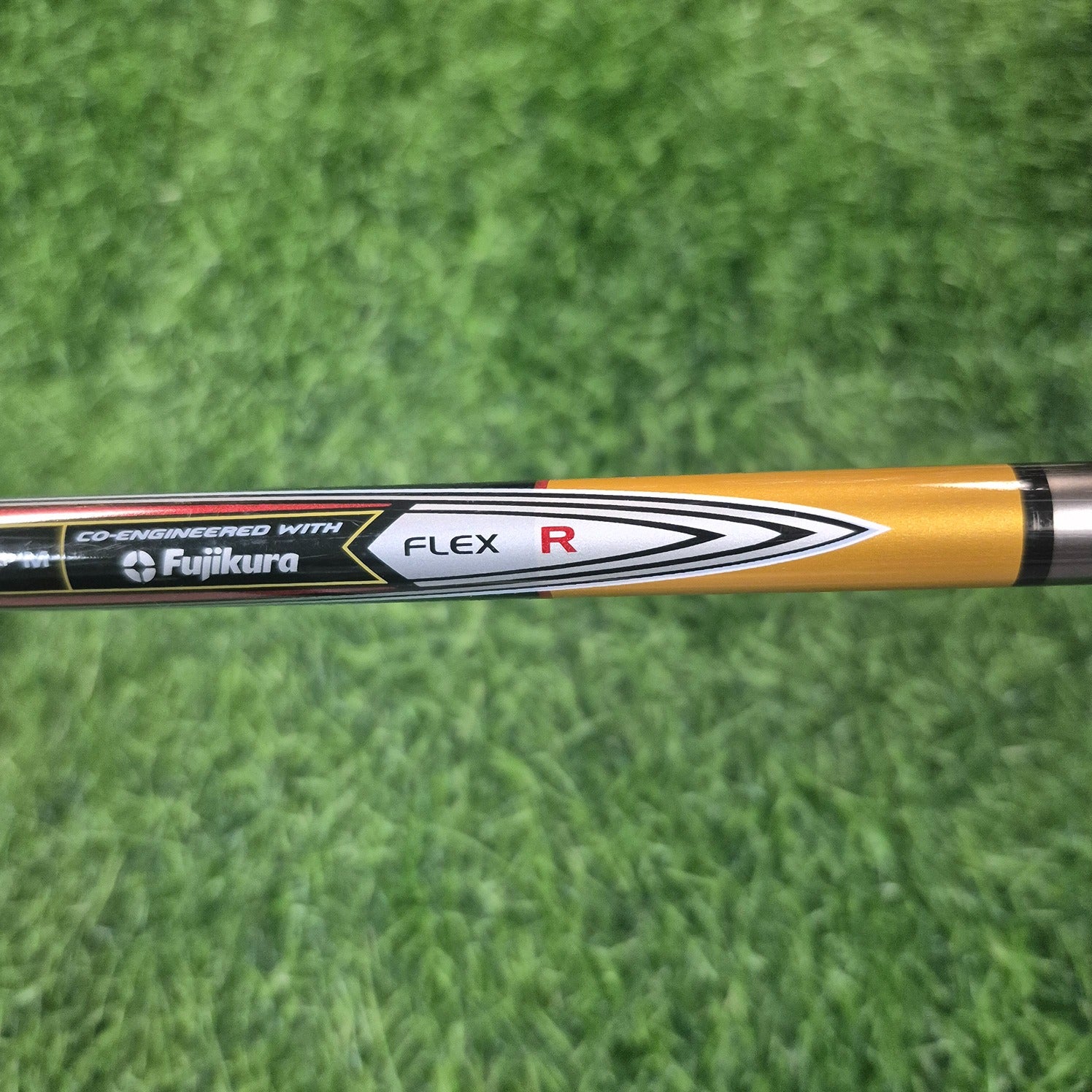 TaylorMade Driver / r7 SUPER QUAD / 10.5° / R