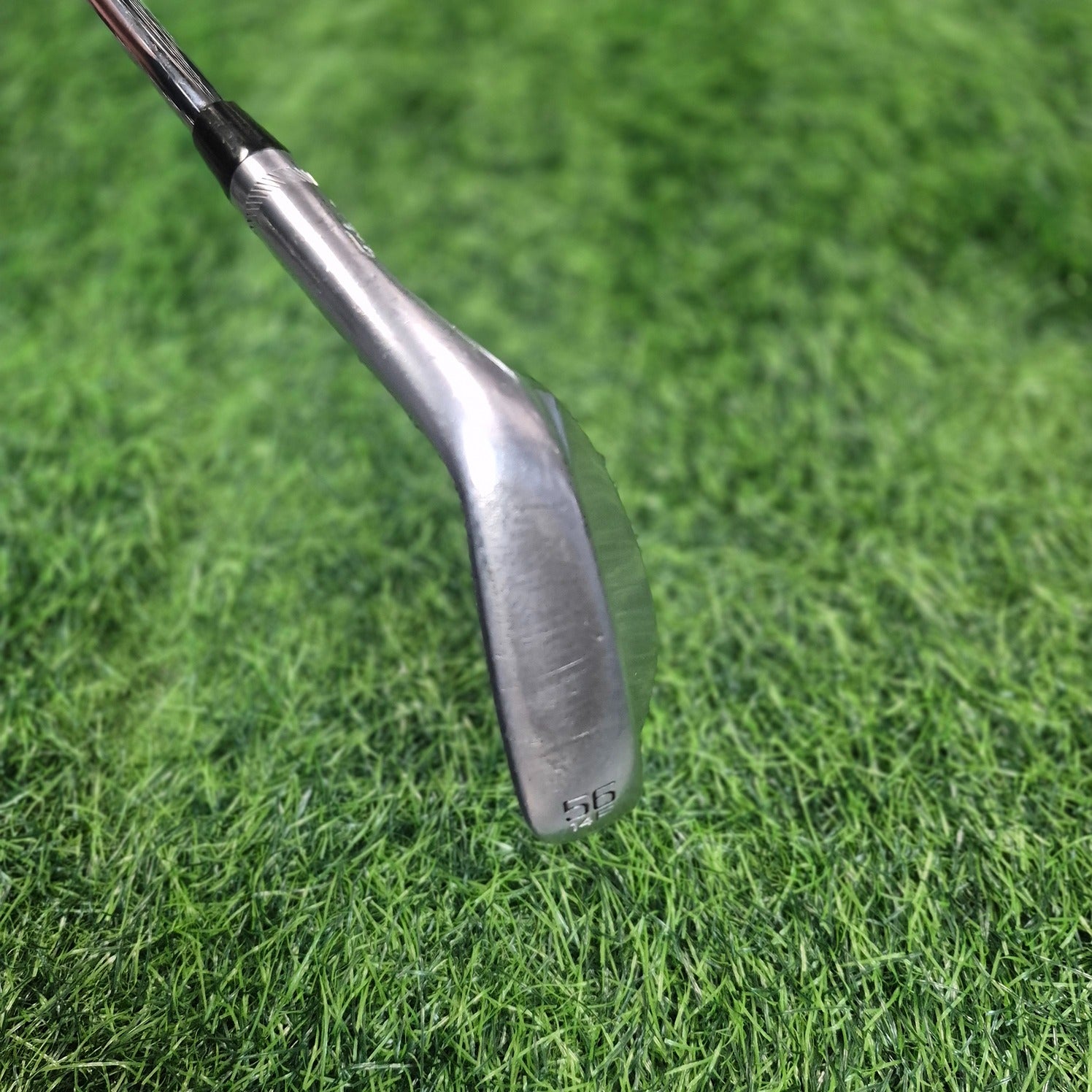 Titleist Wedge / Vokey SM8 Tour / 56.0 / S