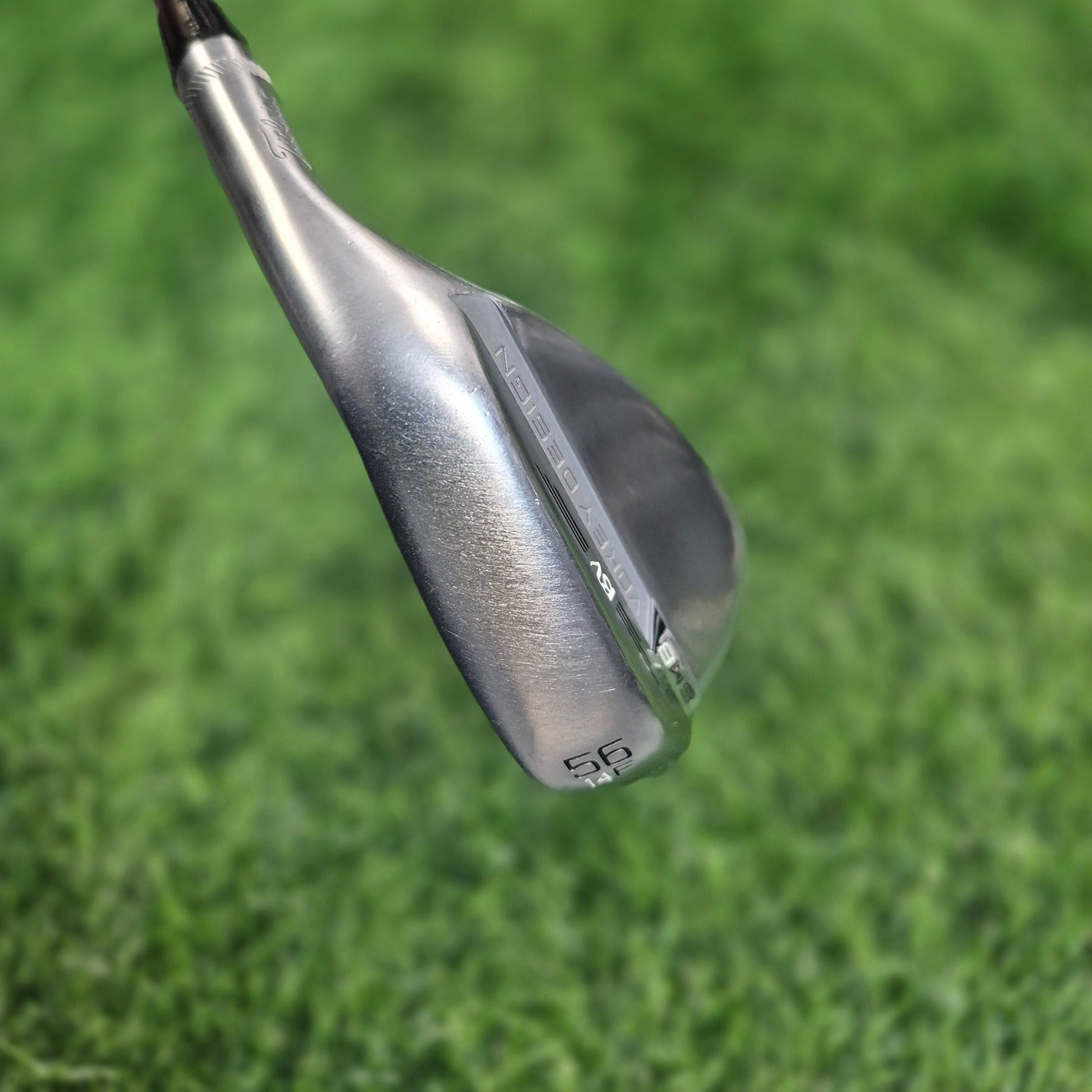 Titleist Wedge / Vokey SM8 Tour / 56.0 / S