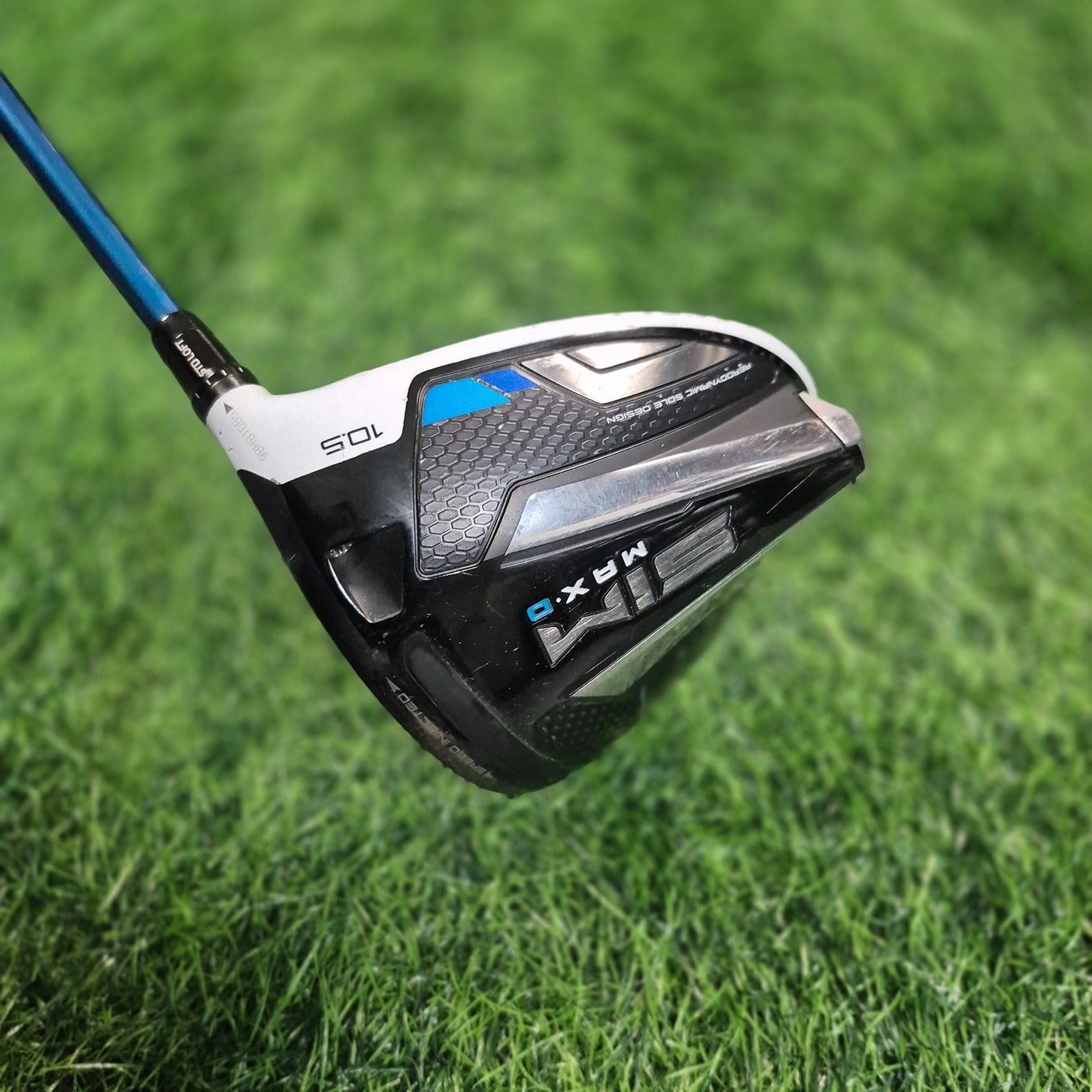 TaylorMade Driver / SIM Max D / 10.5 / R