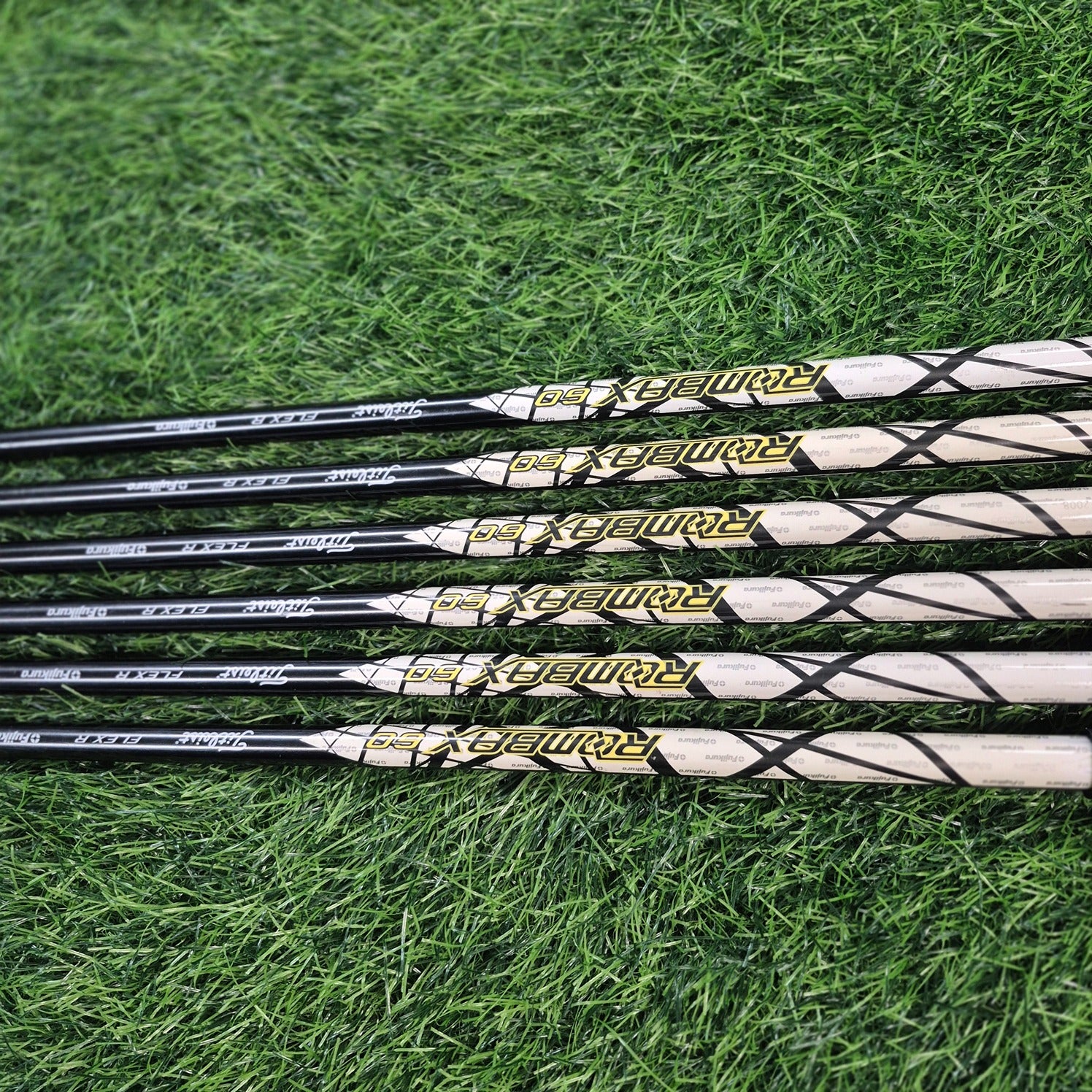 Titleist Iron Set / AP1 712 / Lefty / R