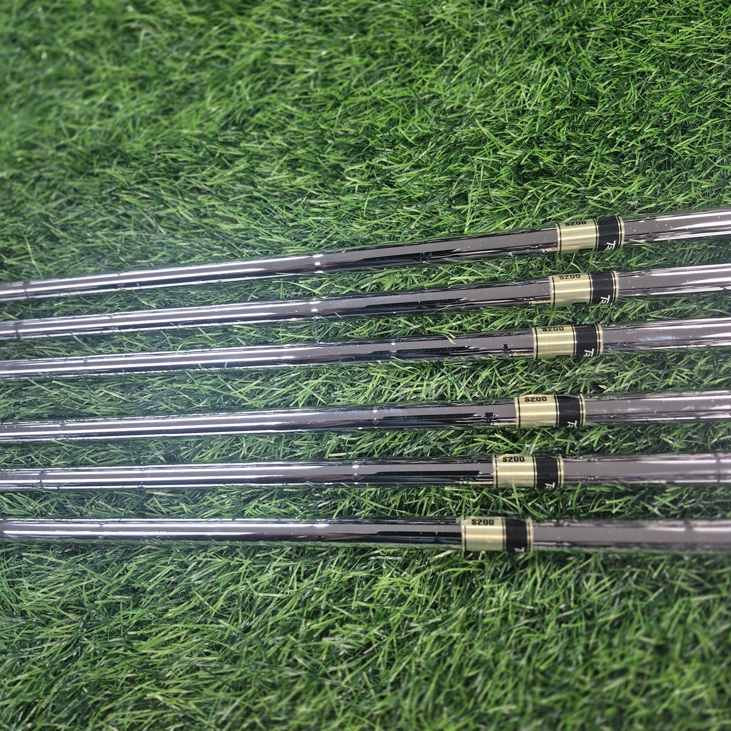 Titleist Iron Set / MB 714 / Lefty / S