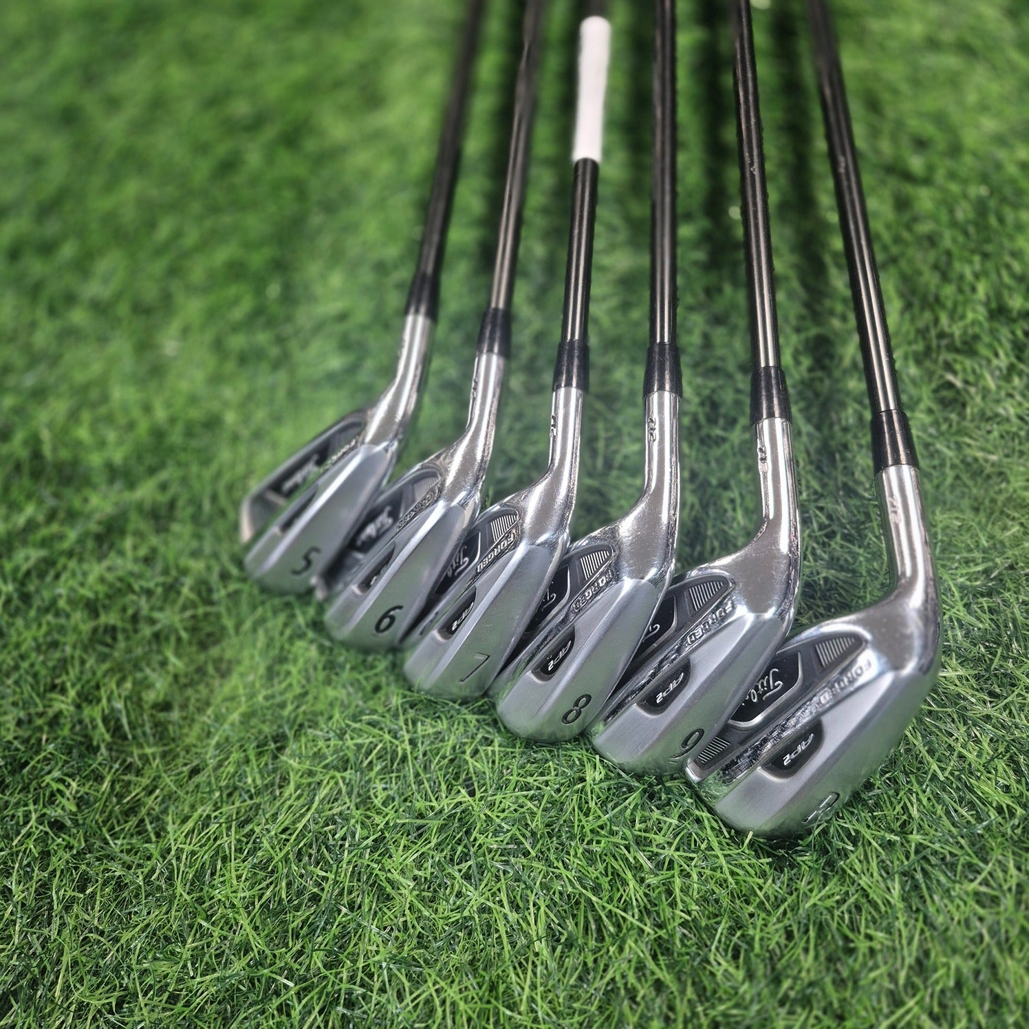 Titleist Iron Set / AP2 712 / Lefty / S