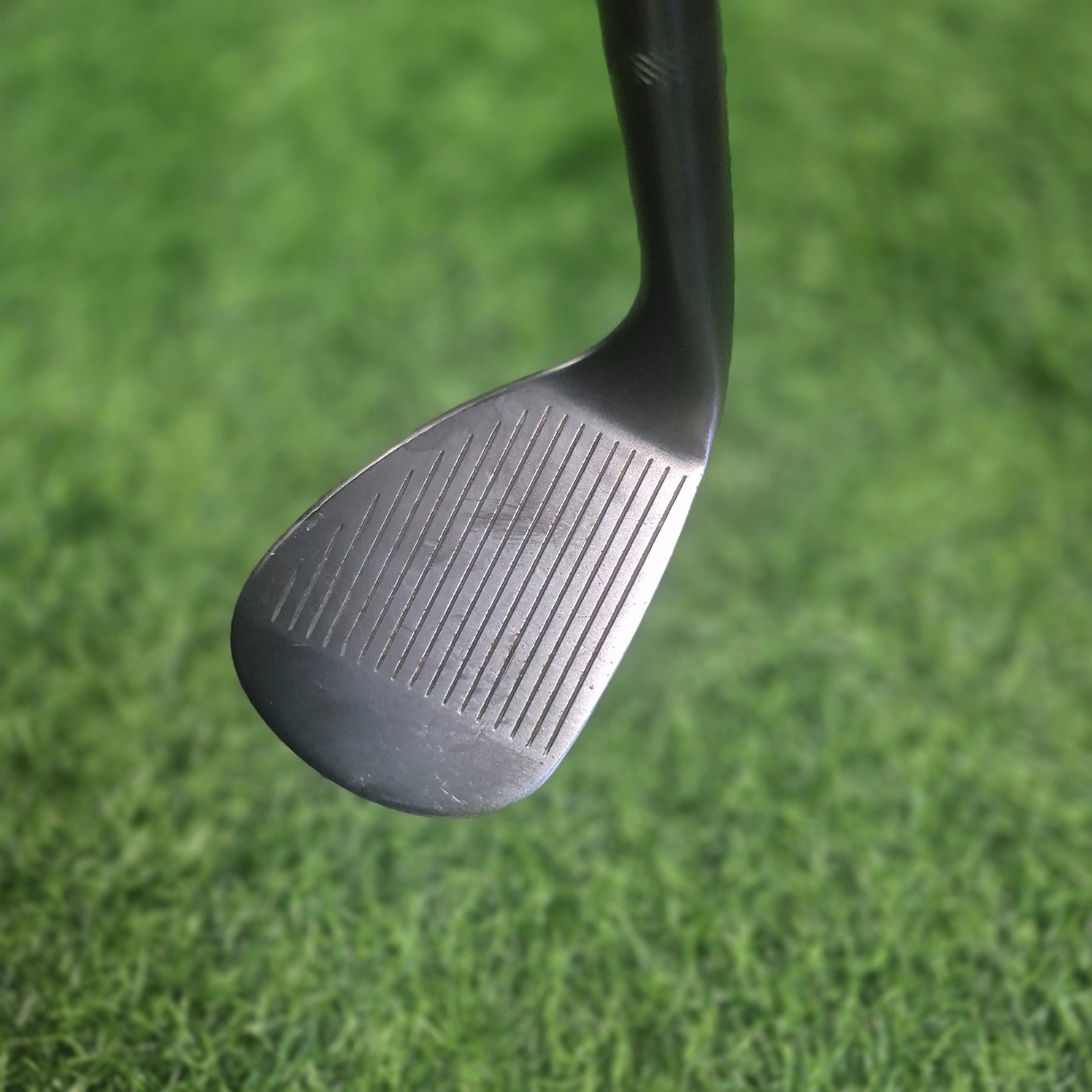 Titleist Wedge / Vokey SM6 M Grind / 60.0