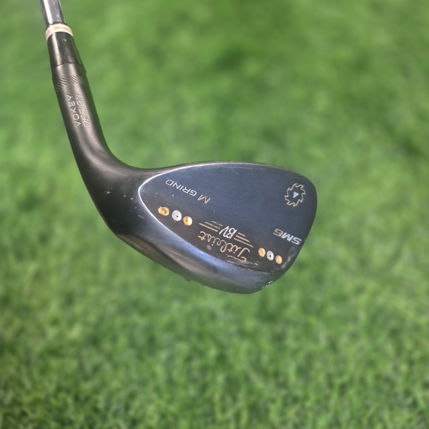 Titleist Wedge / Vokey SM6 M Grind / 56.0