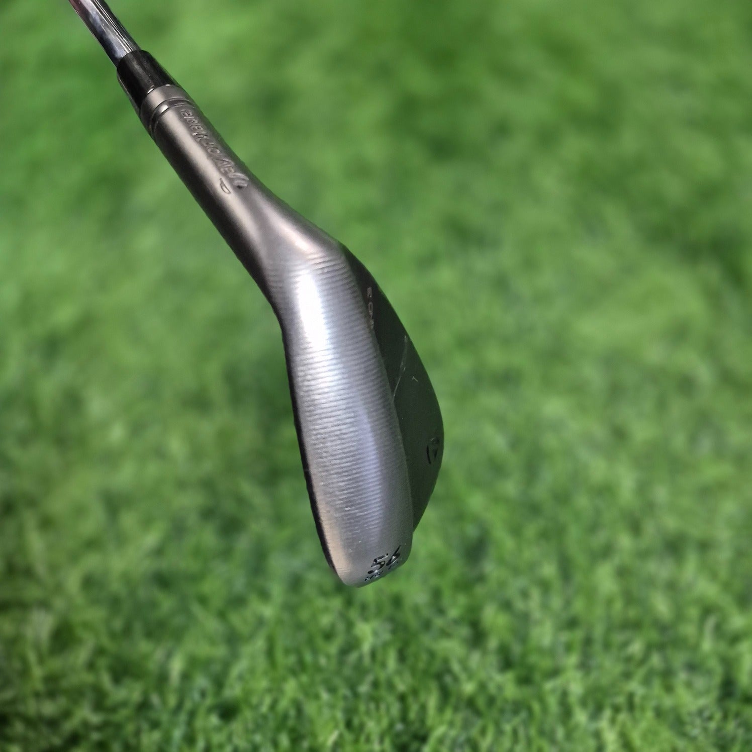 TaylorMade Wedge / Milled Grind / 56.0