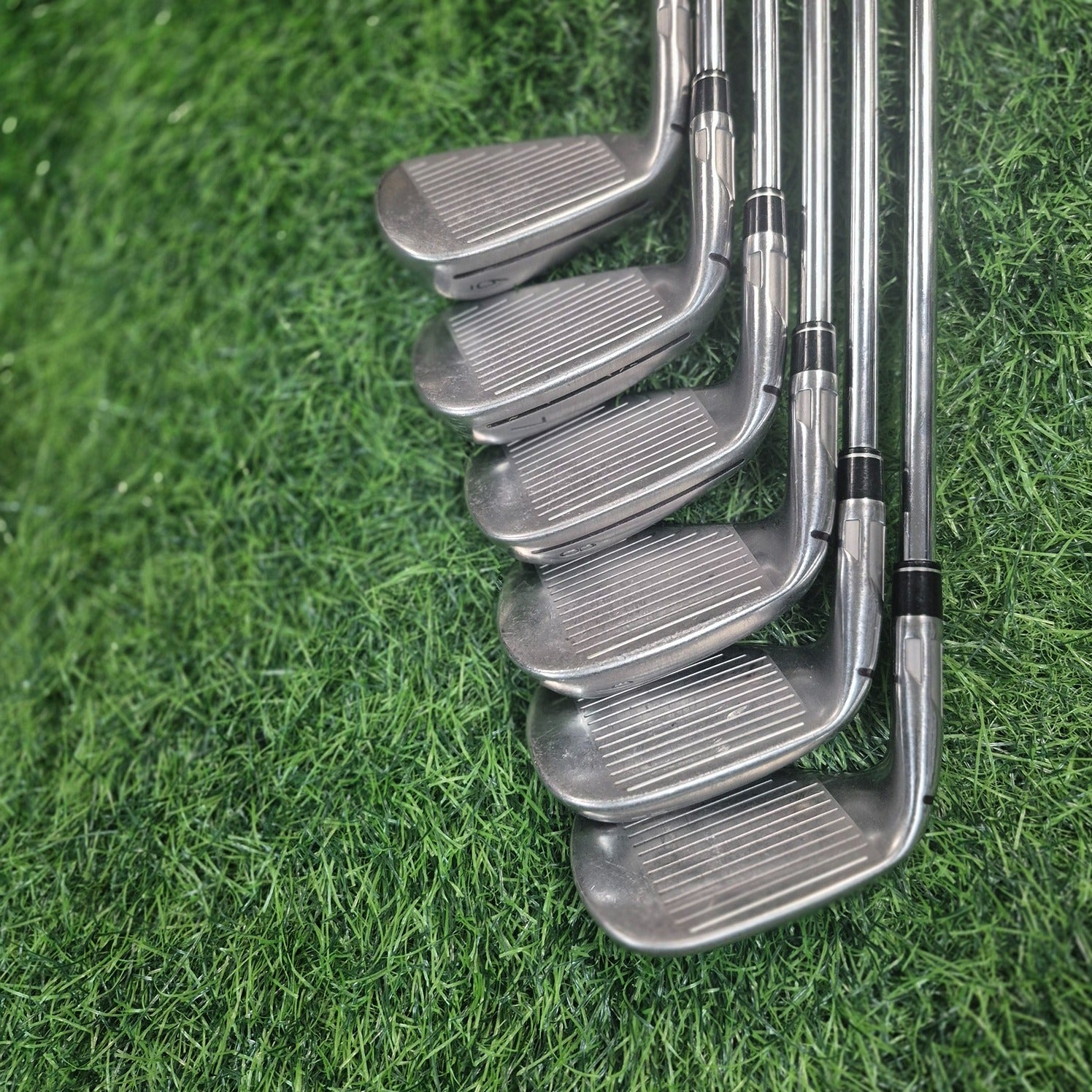 TaylorMade Iron Set / SIM2 Max OS / 6pcs / R